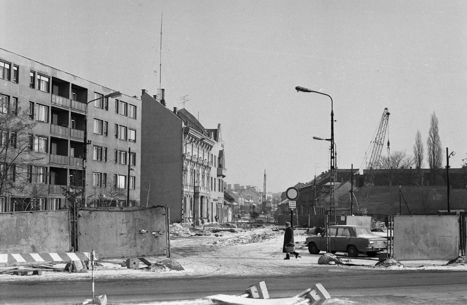 Magyarország, Budapest IV., csatornaépítés az Árpád út Temesvári utca - István (Bajcsy-Zsilinszky) út közötti szakaszán., 1986, Otruba Ferenc és Zoltán, Budapest, Fortepan #254673