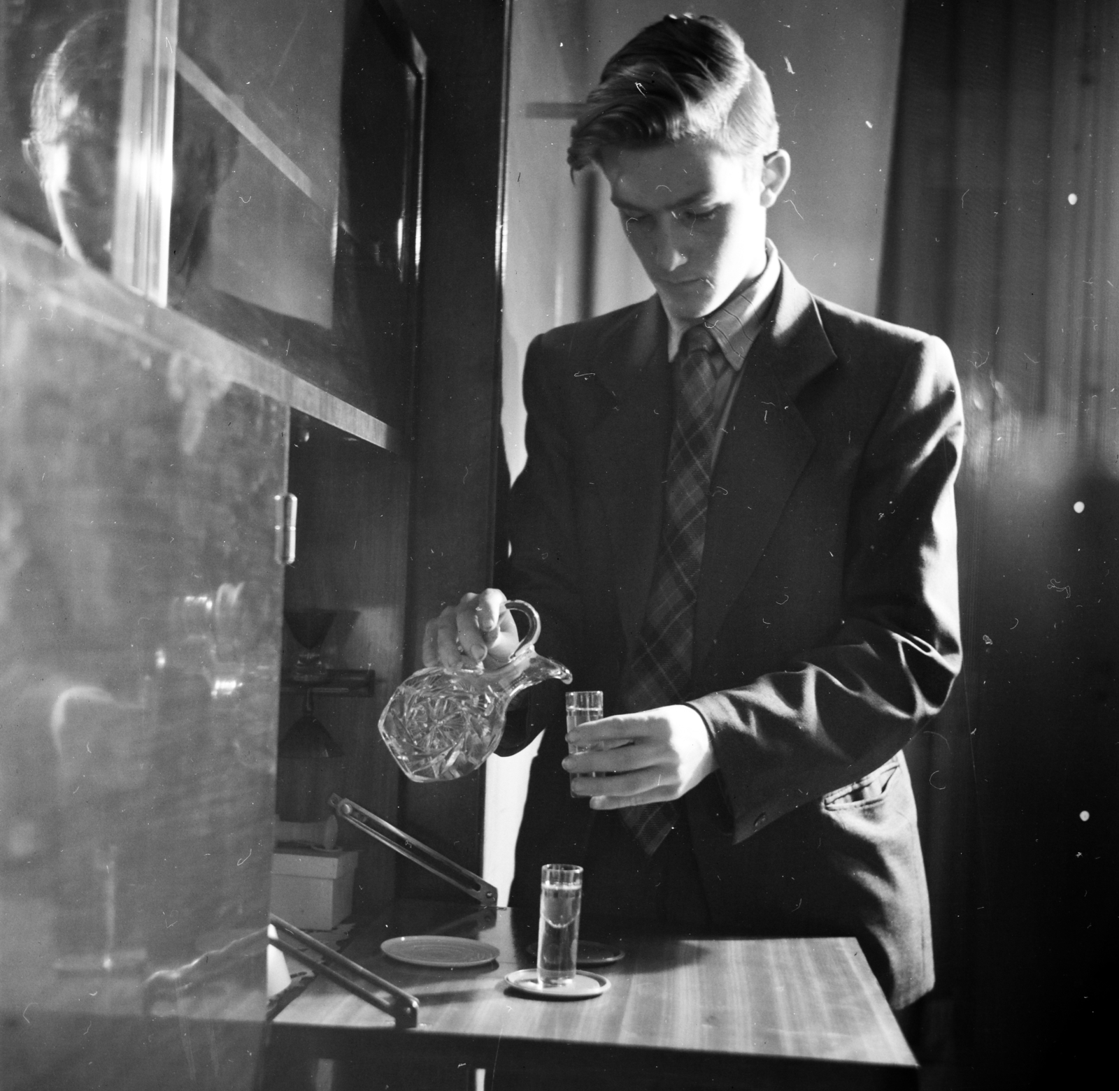 1958, Ungváry Rudolf, photo aspect ratio: square, drink, Best of, Fortepan #255047