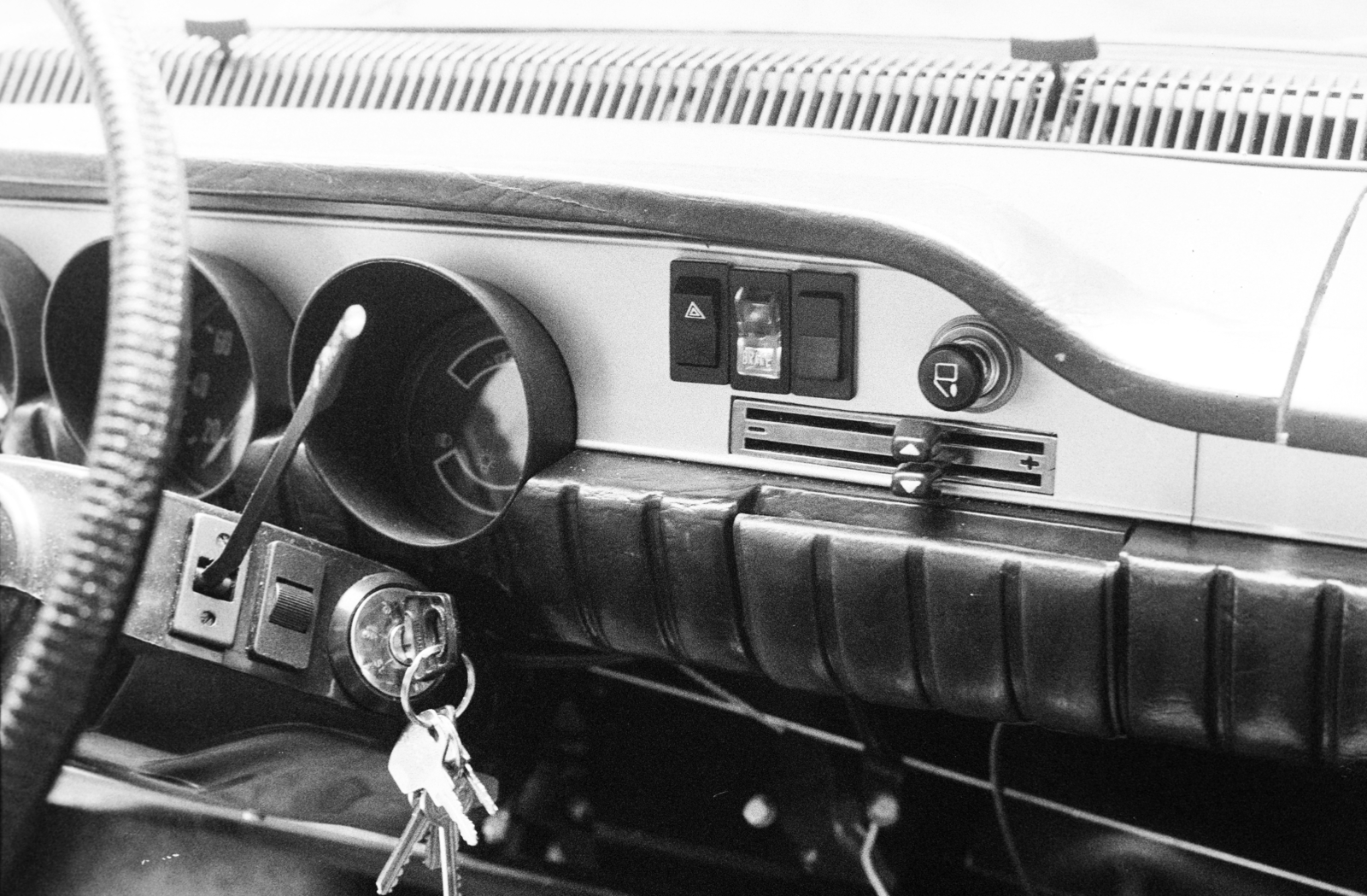 1975, Bojár Sándor, vehicle interior, ingition key, Fortepan #255277