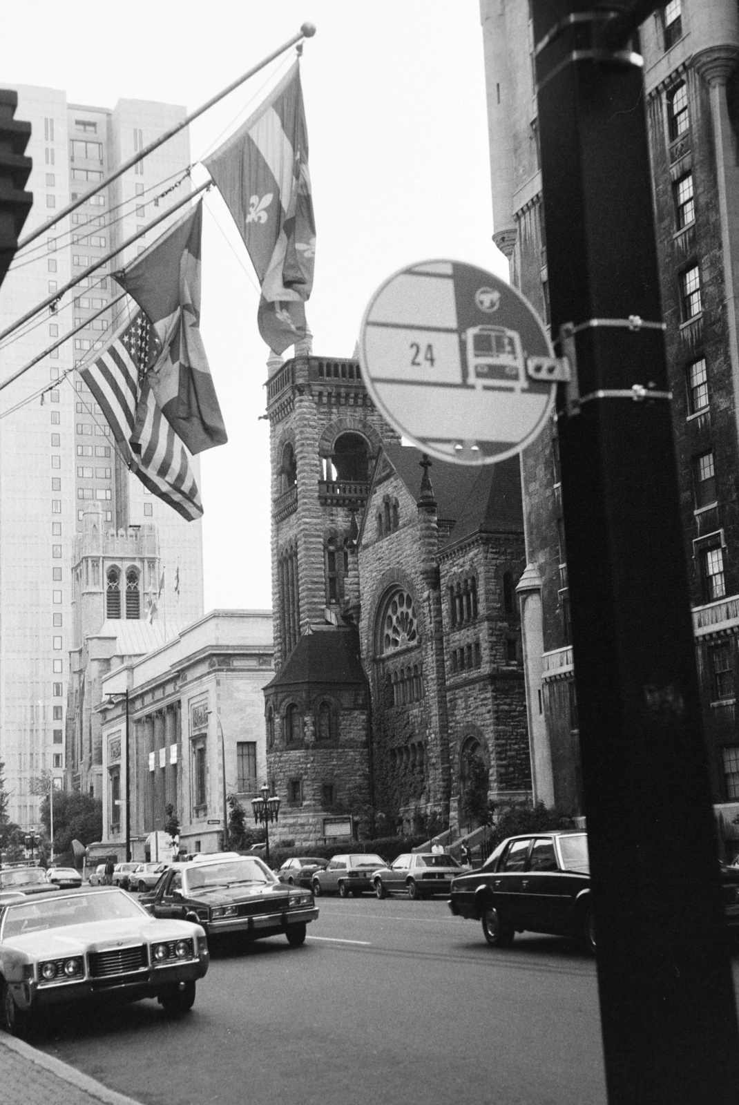 Canada, untitled, Montreal, Sherbrooke Street., 1983, Bojár Sándor, Fortepan #255406