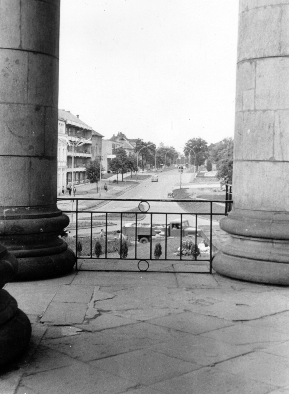 Magyarország, Eger, Főszékesegyház, szemben a Deák Ferenc utca., 1969, Kovács László Péter, Fortepan #25569