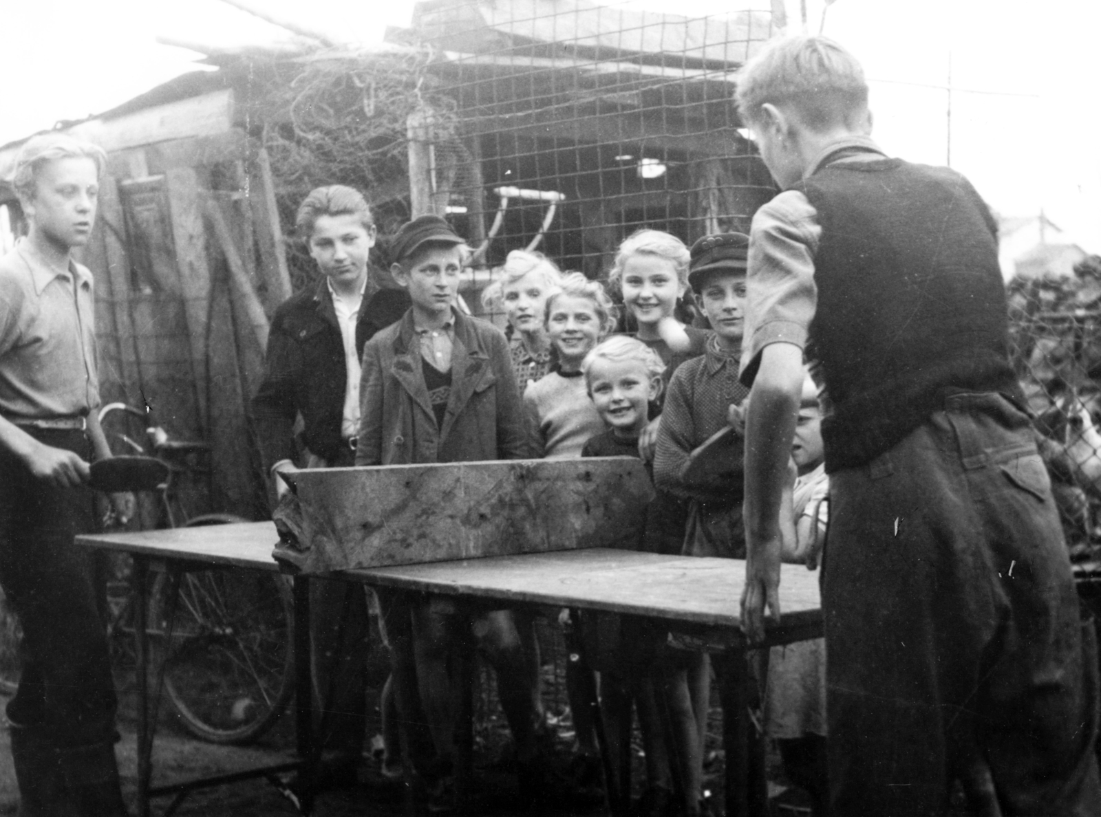 1957, Jezsuita Levéltár, Best of, kids, DIY, table tennis table, Fortepan #255805