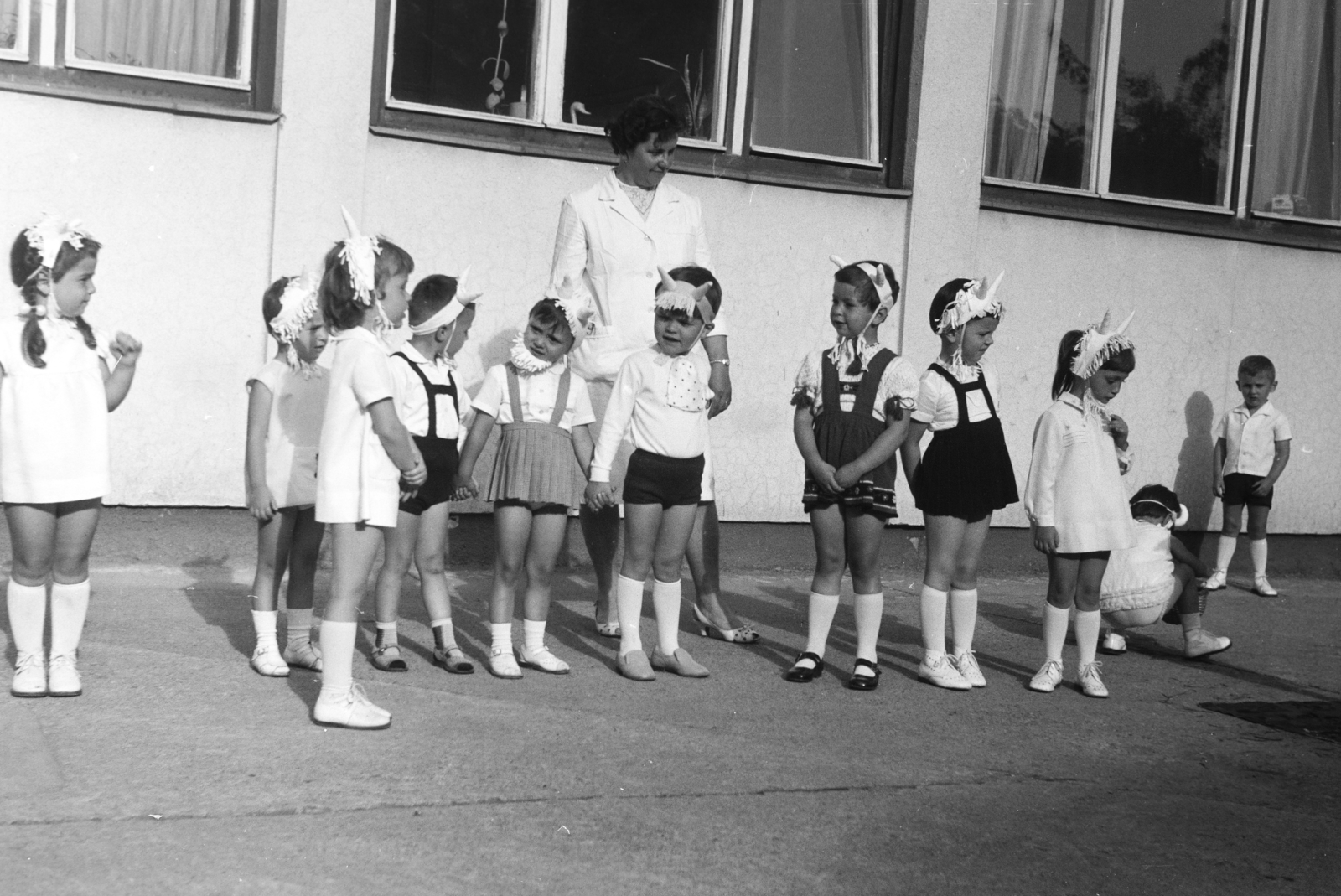 Hungary, Debrecen, Péterfia utca 15., óvoda. A felvétel az évzáró ünnepség alkalmával készült., 1970, Kálnoki Kis Sándor, nursery, kids, costume, Fortepan #255828