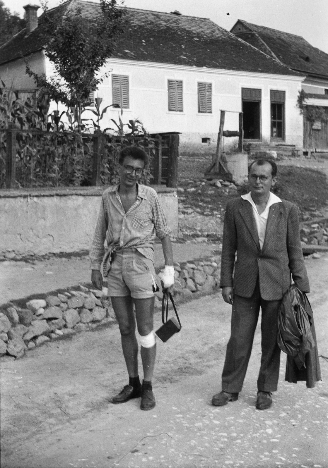 Romania,Transylvania, balra Katona Ádám, későbbi magyar irodalom- és művelődéstörténész, közíró., 1963, Kálnoki Kis Sándor, men, Fortepan #255890
