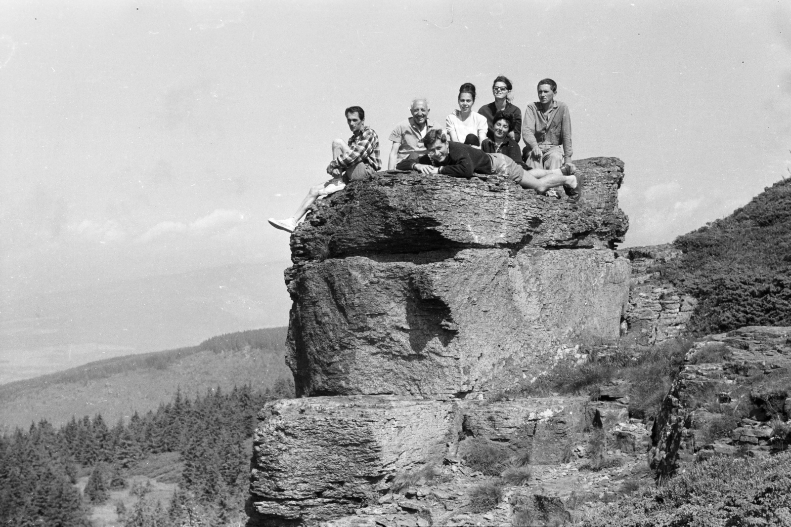 1963, Kálnoki Kis Sándor, tableau, sitting on a rock, mountain top, rock, Fortepan #255937