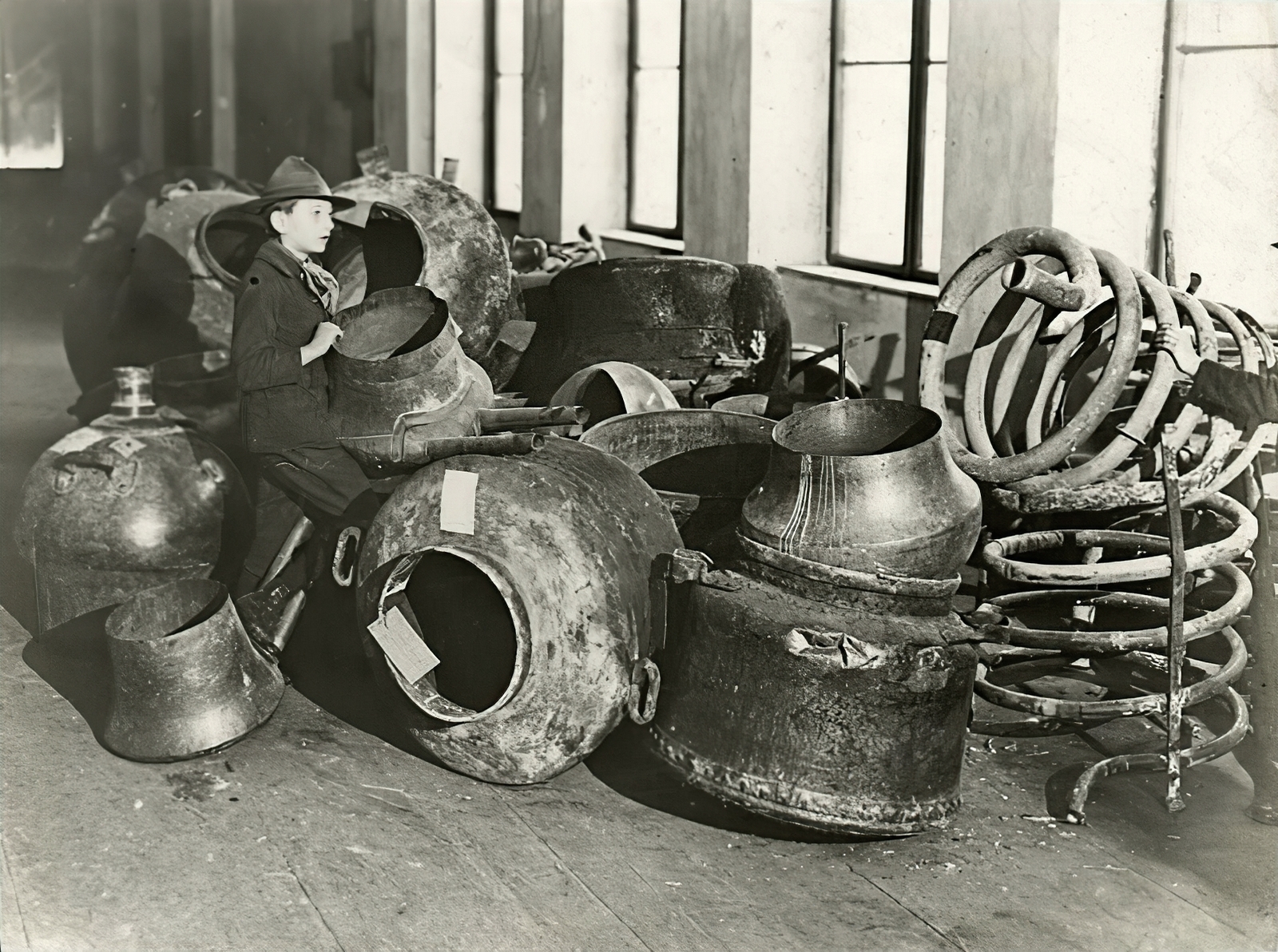 Hungary, Budapest, fémgyűjtés a hadsereg számára., 1915, Országos Széchényi Könyvtár, scrap metal collection, Fortepan #256207