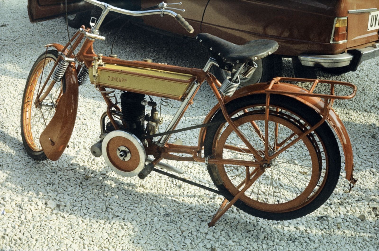Magyarország, Esztergom, a IV. Nemzetközi veteránautó találkozó és rallye egyik résztvevője., 1978, Tóth Katalin, Zündapp-márka, Fortepan #256715