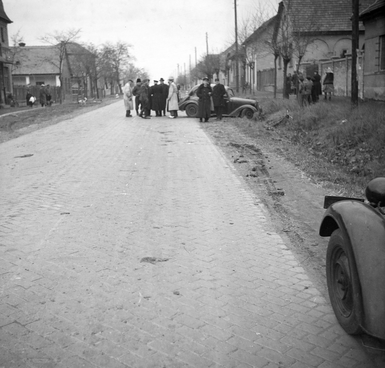 1955, Bolvári László, gaping, open ditch, accident, ceramics, Fortepan #256907