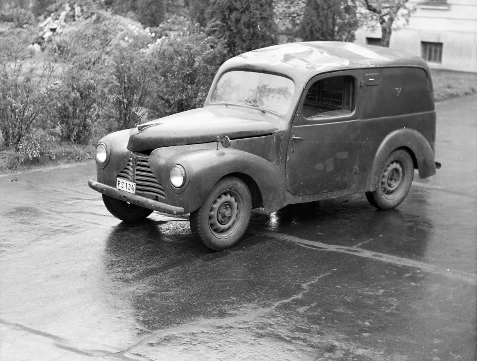 Hungary, Budapest XIV., Egressy út 35-51., Posta Központi Járműtelep., 1956, Bolvári László, Budapest, number plate, automobile, Fortepan #257005