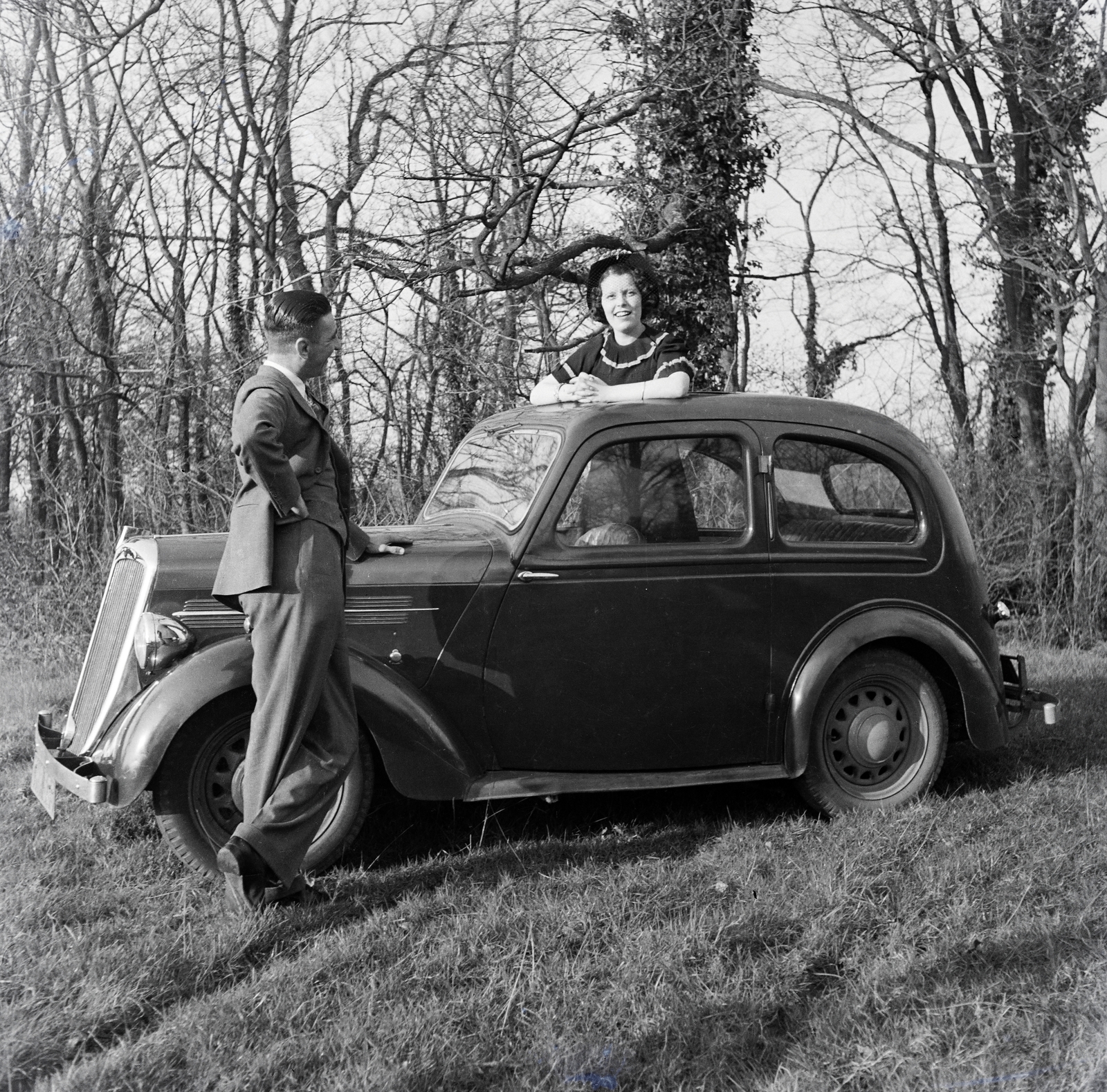 1942, Ladinek Viktor, Best of, girls'n'cars, automobile, Fortepan #257470