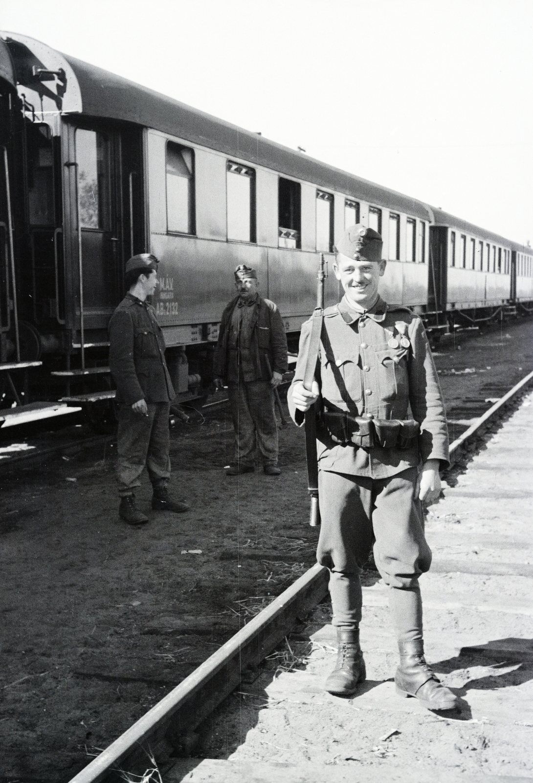 1942, Reményi József, soldier, cartridge pouch, Fortepan #257623