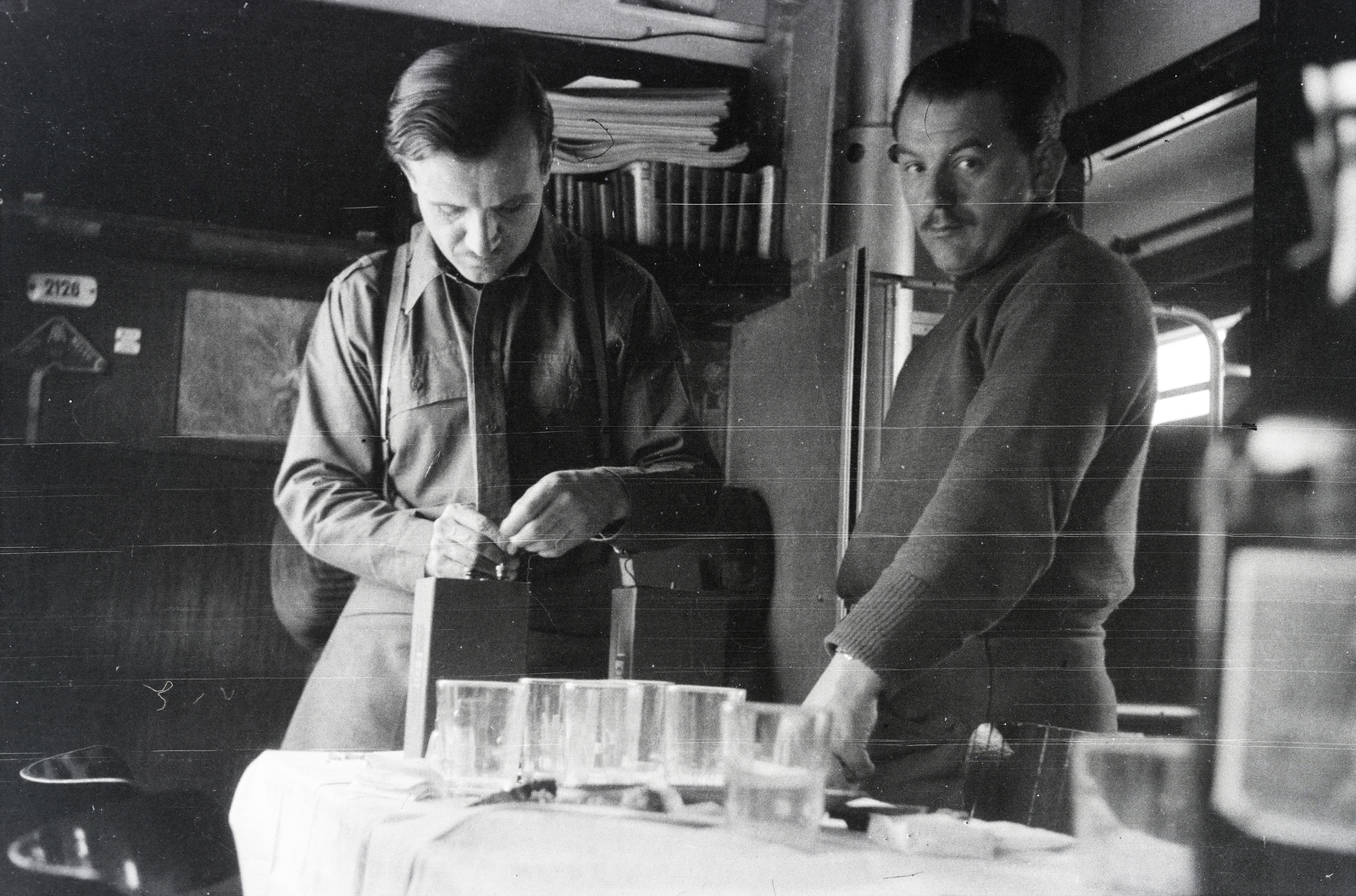 1942, Reményi József, coach, glass, instrument, Fortepan #257693