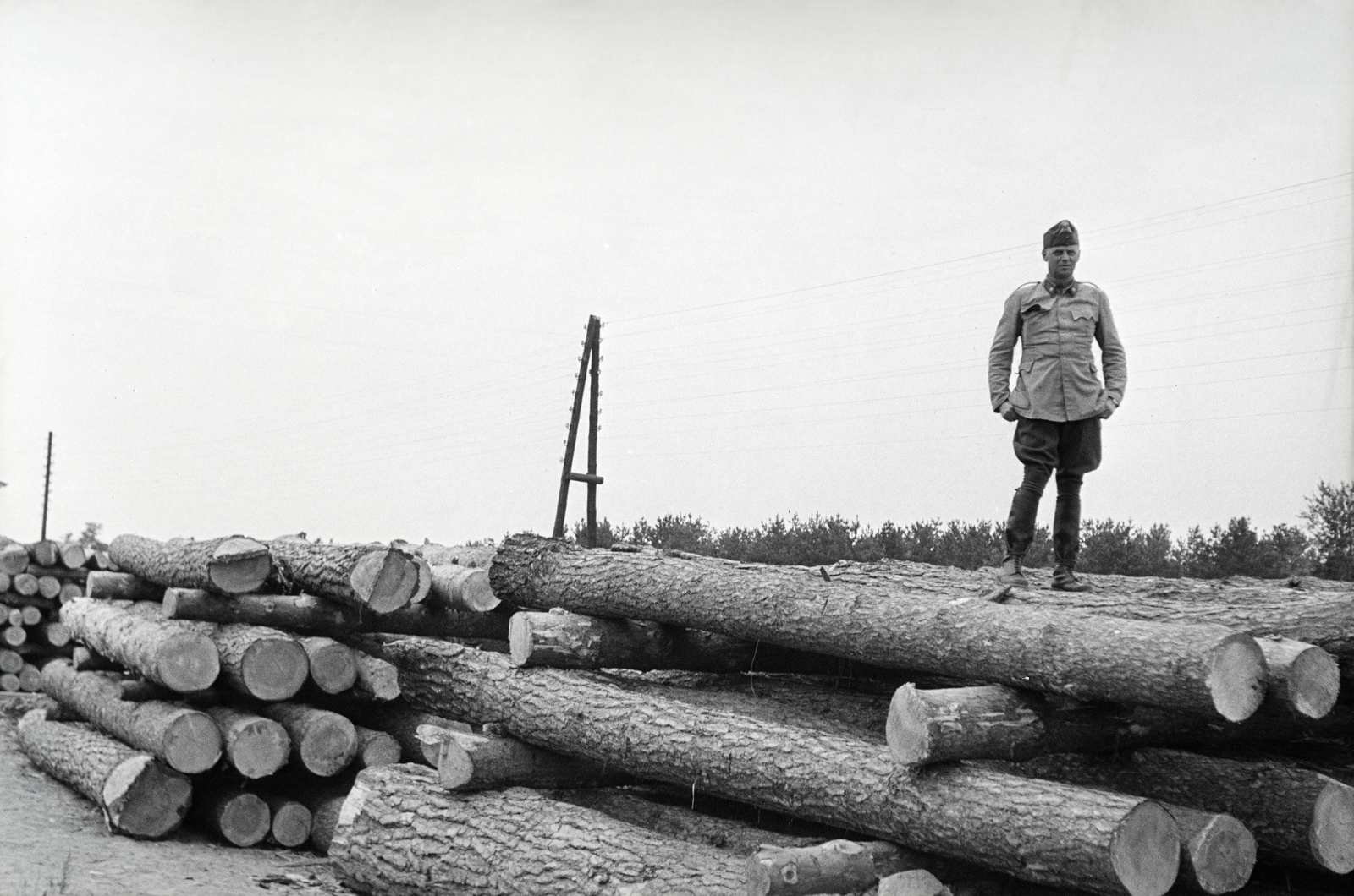 1942, Reményi József, trunk, Fortepan #257736