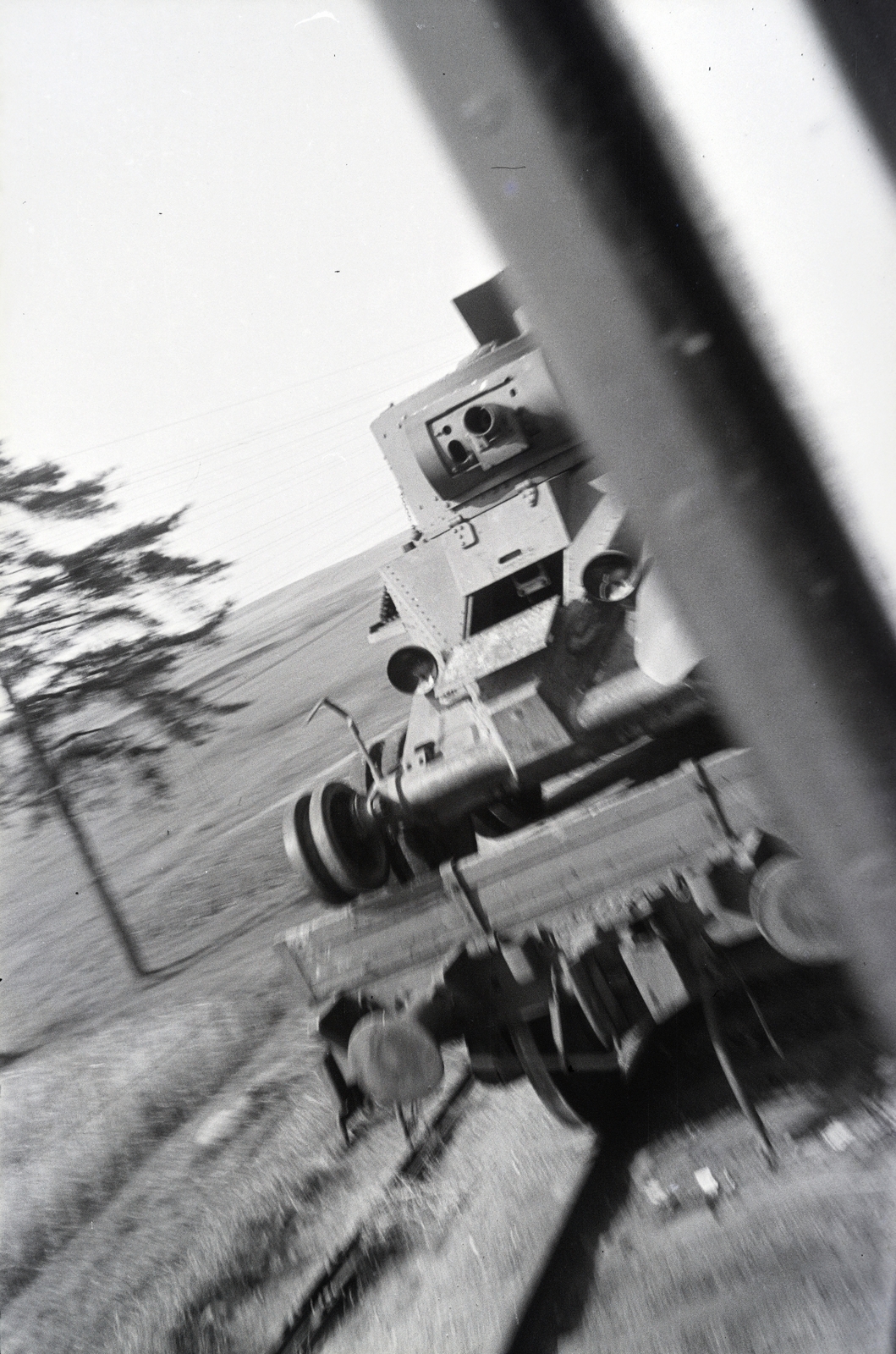 1942, Reményi József, wreck, tank, BT-5, Fortepan #257790