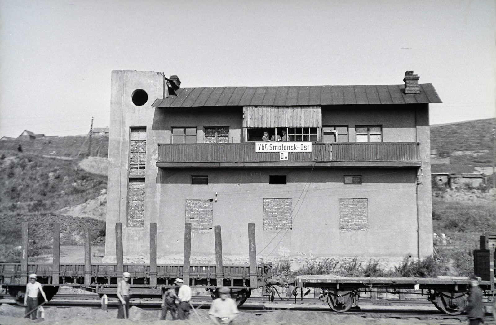 Russia, Szmolenszk-Kelet rendezőpályaudvar. A felvétel a vöröskeresztes kórházvonat egyik útjáról készült sorozat része., 1942, Reményi József, Fortepan #257797