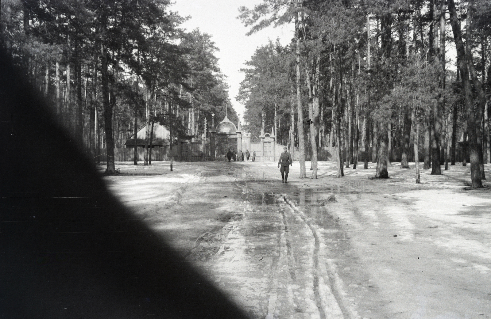 Oroszország, Viskov, (ekkor Zlinka/Slinka része). A felvétel a vöröskeresztes kórházvonat egyik útjáról készült sorozat része., 1943, Reményi József, tél, Fortepan #258017