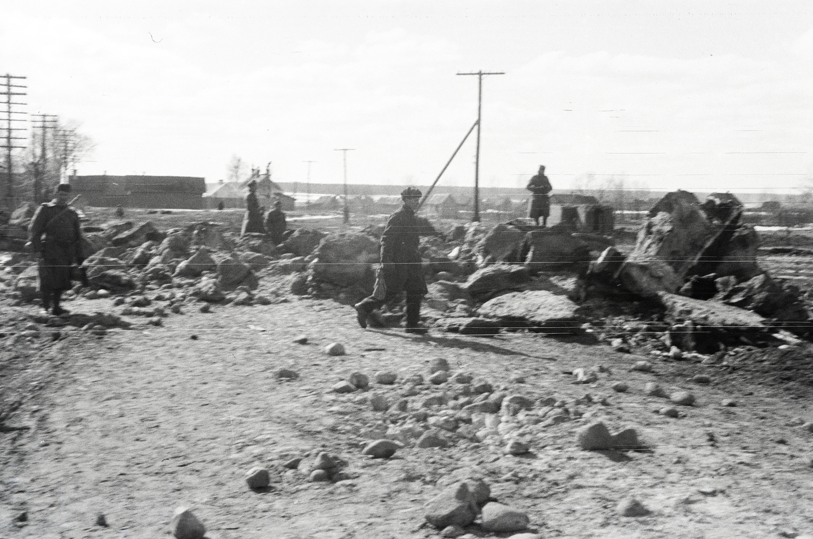 Russia, (ekkor Zlinka/Slinka része). A felvétel a vöröskeresztes kórházvonat egyik útjáról készült sorozat része., 1943, Reményi József, ruins, war damage, Fortepan #258018