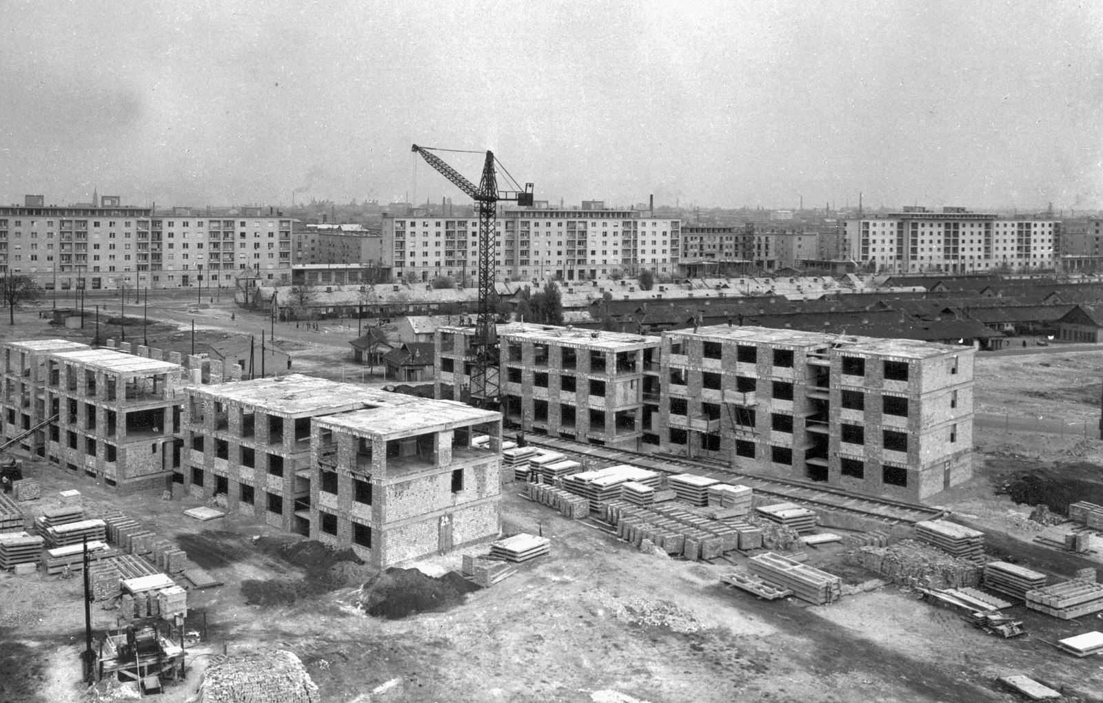 Hungary, Budapest IX., József Attila lakótelep, Pöttyös utca., 1959, Ferencvárosi Helytörténeti Gyűjtemény, construction, blocks, crane, Budapest, Fortepan #25802