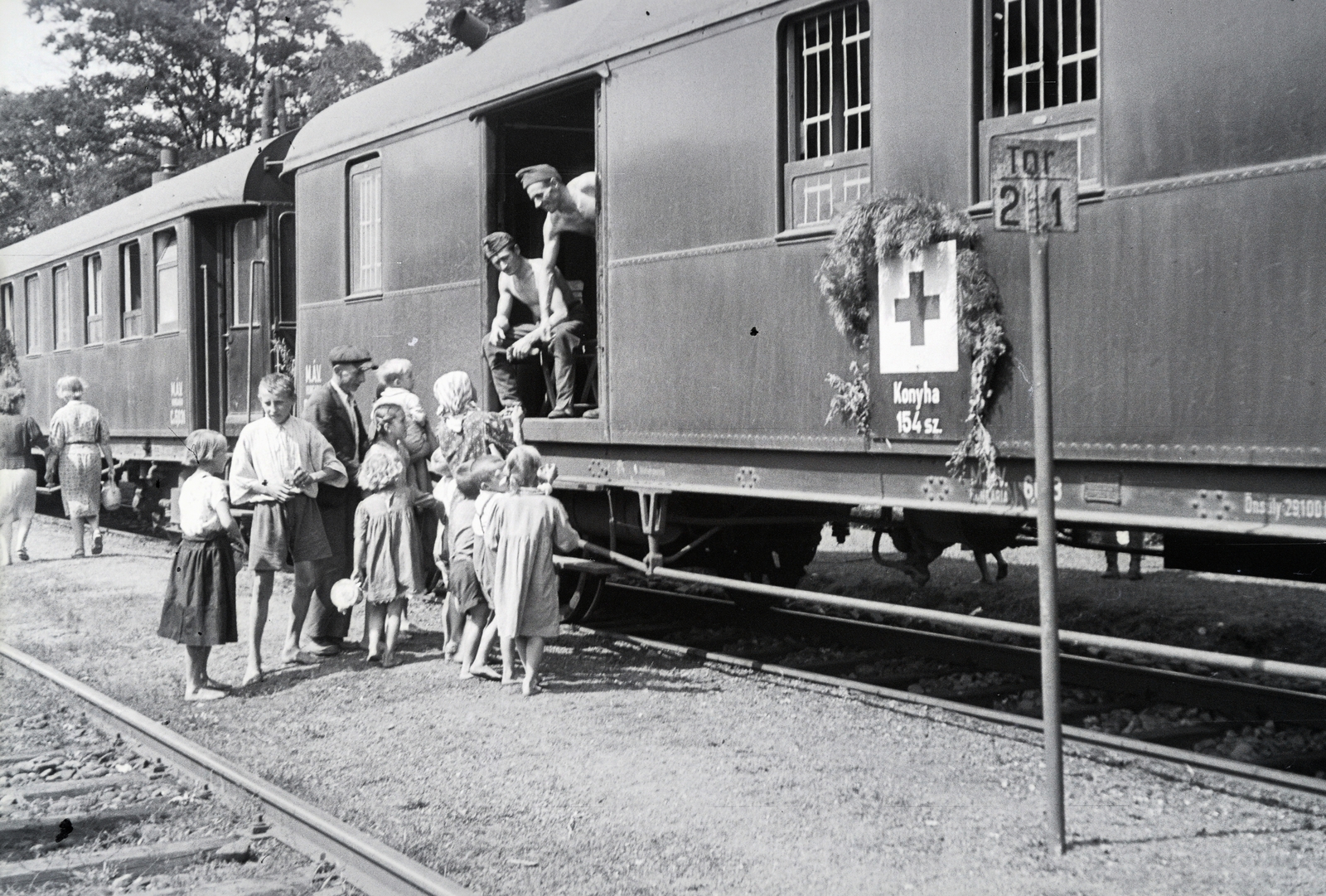 1942, Reményi József, hospital-train, Fortepan #258156