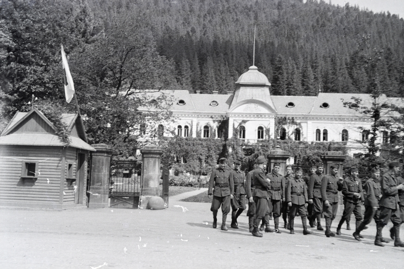 Ukrajna, Szkole, Szvjatoszlav herceg utca, Groedel-kastély., 1942, Reményi József, Fortepan #258255