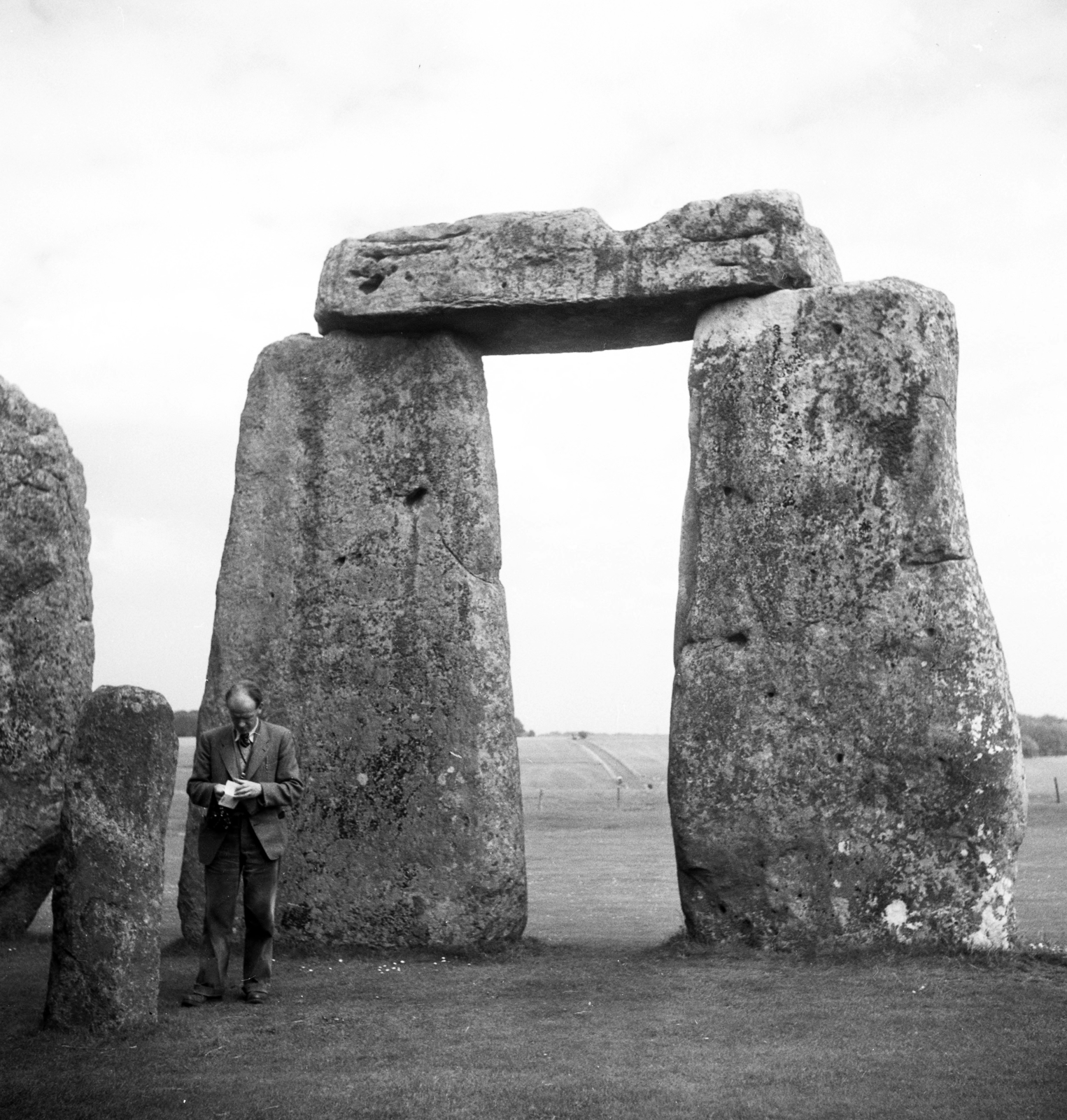 Egyesült Királyság, Wiltshire, Stonehenge., 1948, UWM Libraries, Robert Larimore Pendleton, kőkapu, csillagvizsgáló, világörökség, álló kő, Fortepan #258903