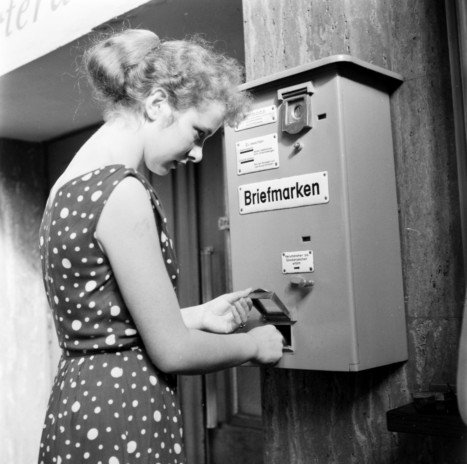 Germany, bélyegautomata., 1958, UWM Libraries, stamp machine, FRG, german text, Fortepan #259278