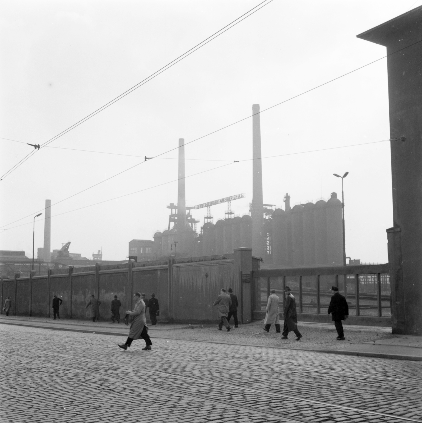 Germany, Friedrich-Ebert-Straße, a Friedrich Wilhelms-Hütte acélöntöde., 1958, UWM Libraries, cobblestones, FRG, photo aspect ratio: square, Fortepan #259303