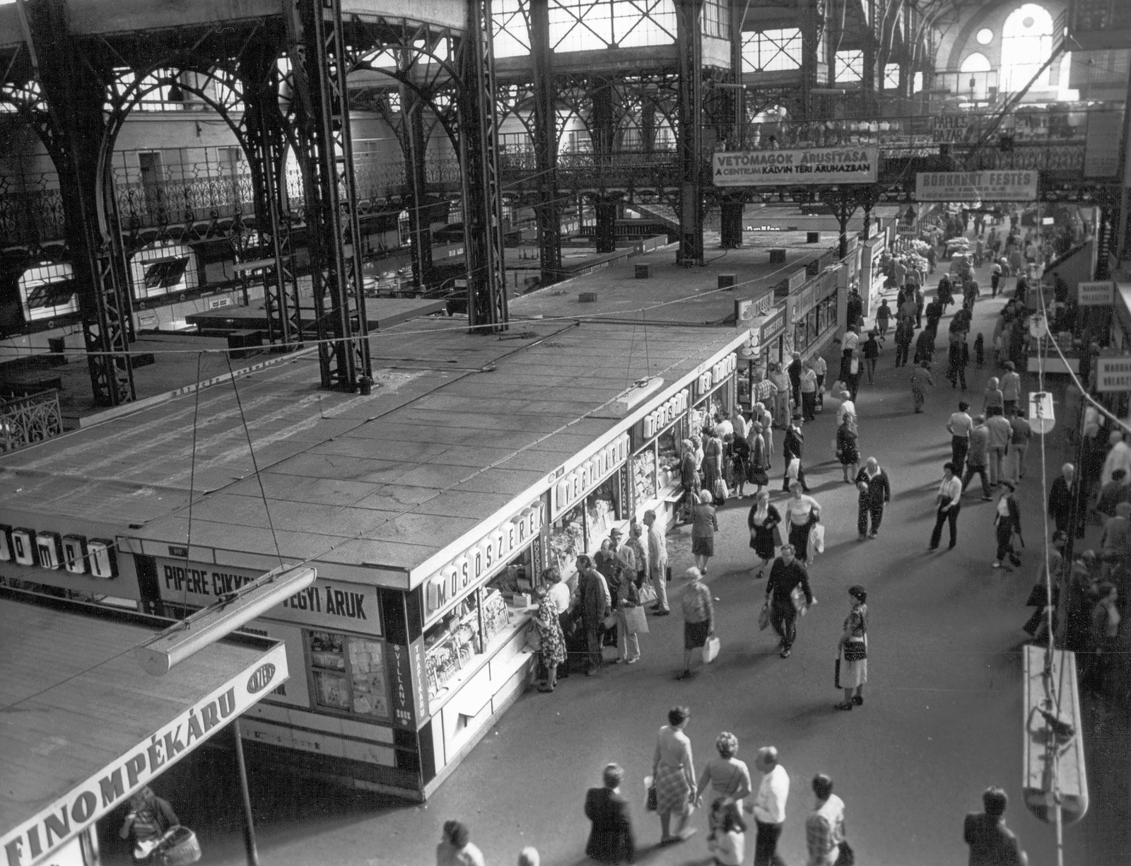 Hungary, Budapest IX., Fővám (Dimitrov) tér, Központi Vásárcsarnok., 1970, Ferencvárosi Helytörténeti Gyűjtemény, sign-board, market hall, Budapest, Samu Pecz-design, Fortepan #25931