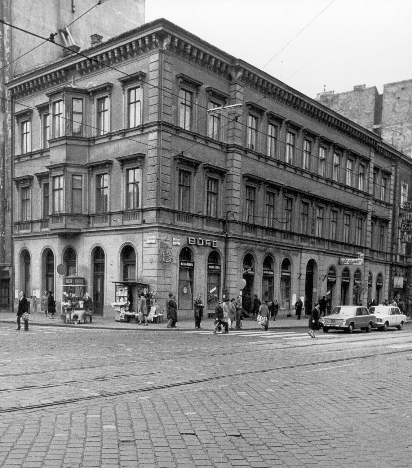 Hungary, Budapest IX., Vámház (Tolbuhin) körút - Lónyay (Szamuely) utca sarok., 1973, Ferencvárosi Helytörténeti Gyűjtemény, Budapest, Fortepan #25935