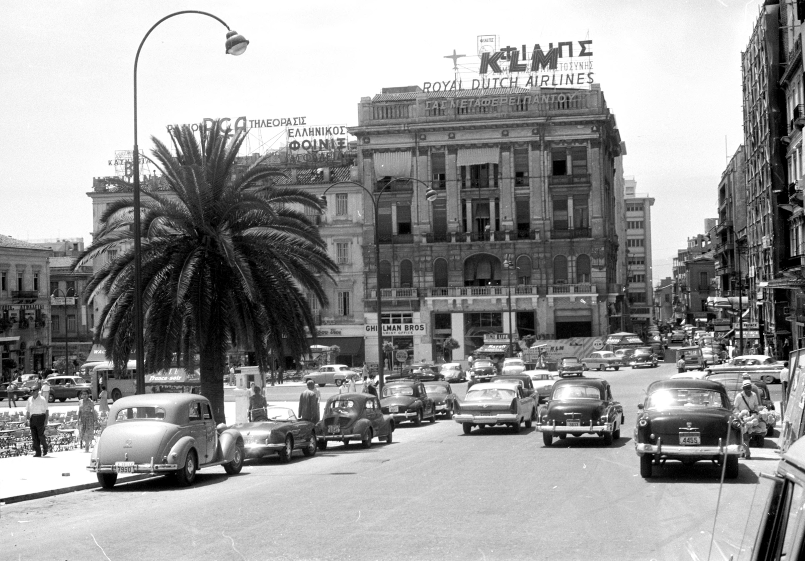 Greece, Athens, Szüntagma tér., 1960, UWM Libraries, palm tree, traffic, Fortepan #259444