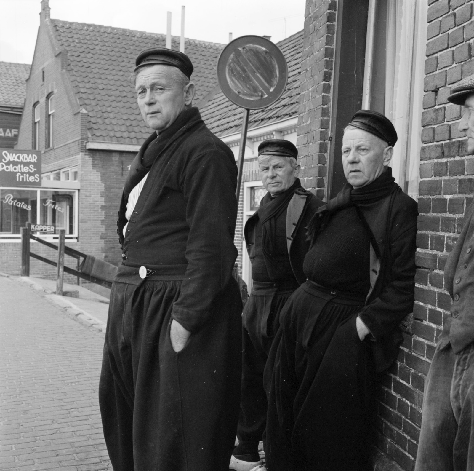 Netherlands, Volendam, népviseletbe öltözött férfiak., 1956, UWM Libraries, Best of, photo aspect ratio: square, cap, hands in pockets, scarf, Fortepan #259456