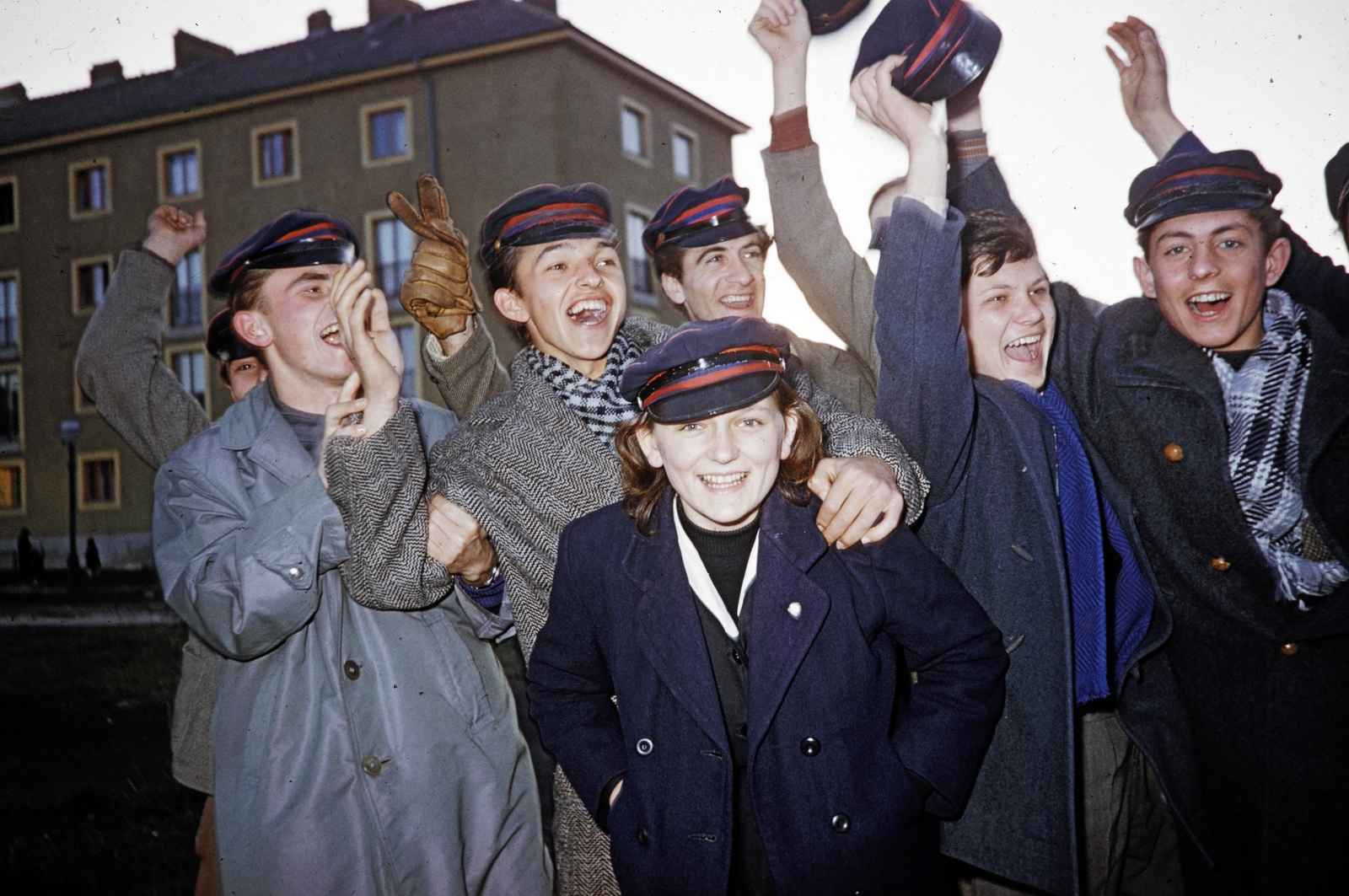 Hungary, Dunaújváros, (Sztálinváros), Széchenyi István utca, háttérben a 3-as számú ház., 1960, UWM Libraries, Best of, hands in pockets, colorful, Fortepan #259516