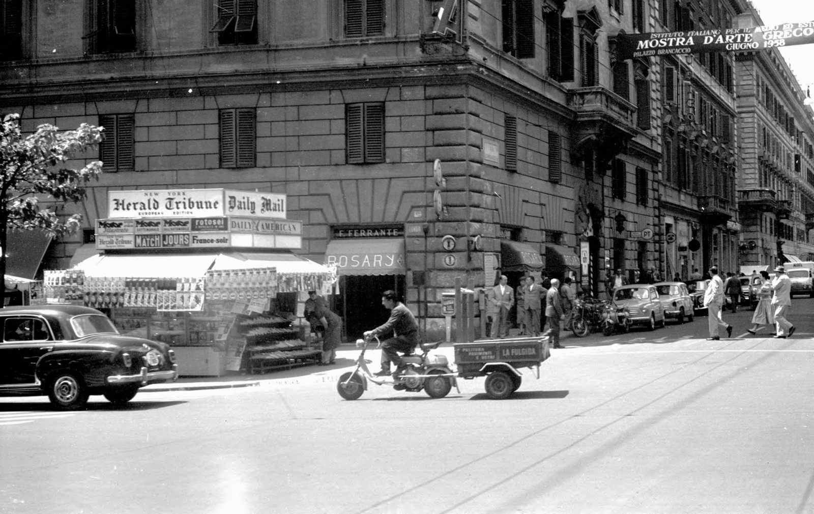 Italy, Rome, Via Veneto, jobbra szemben a Via Lombardia., 1959, UWM Libraries, trailer, Fortepan #259574
