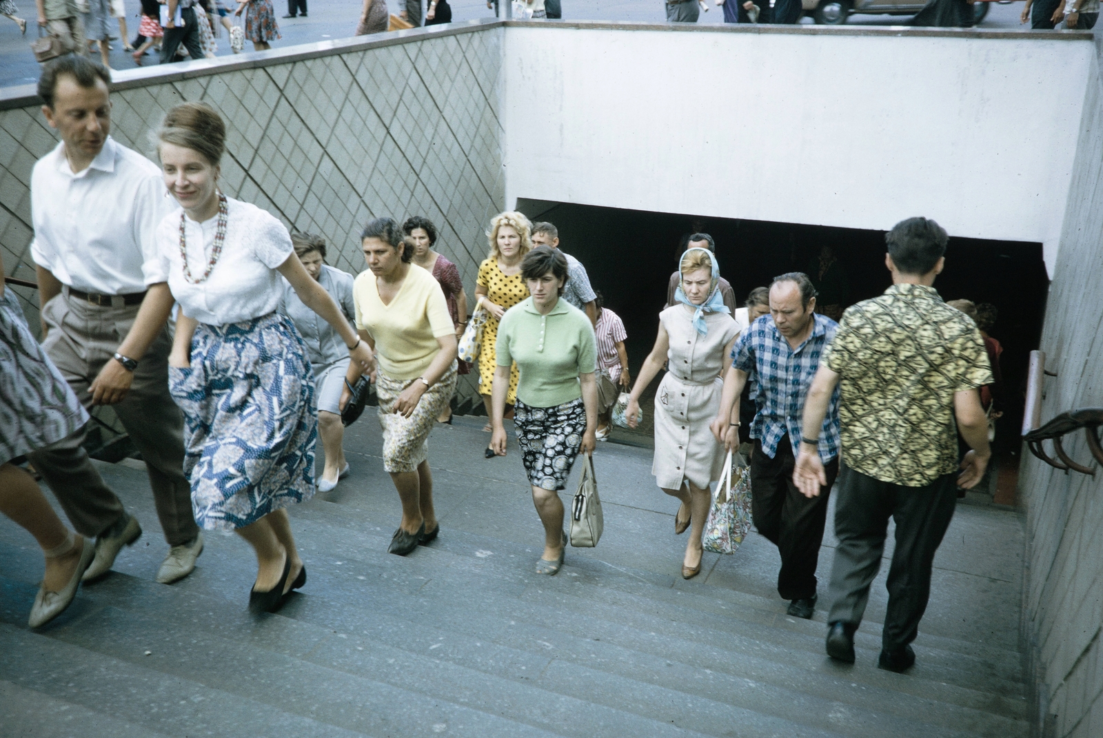 Russia, 1959, UWM Libraries, colorful, pedestrian, Fortepan #259747