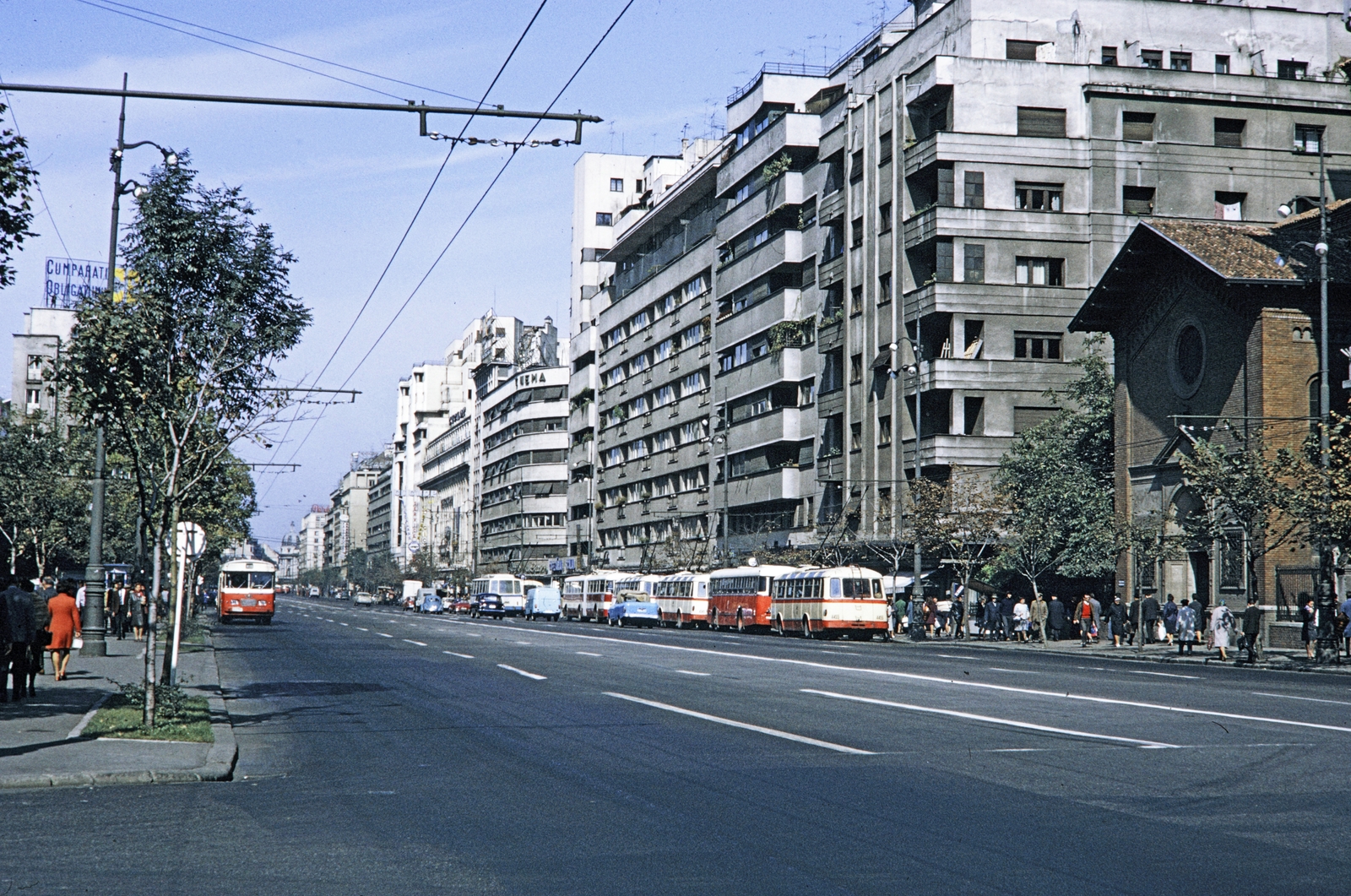 Romania, Bucharest, Bulevardul Nicolae Bălcescu, jobbra a Legszentebb megváltó temploma., 1970, UWM Libraries, Fortepan #260486
