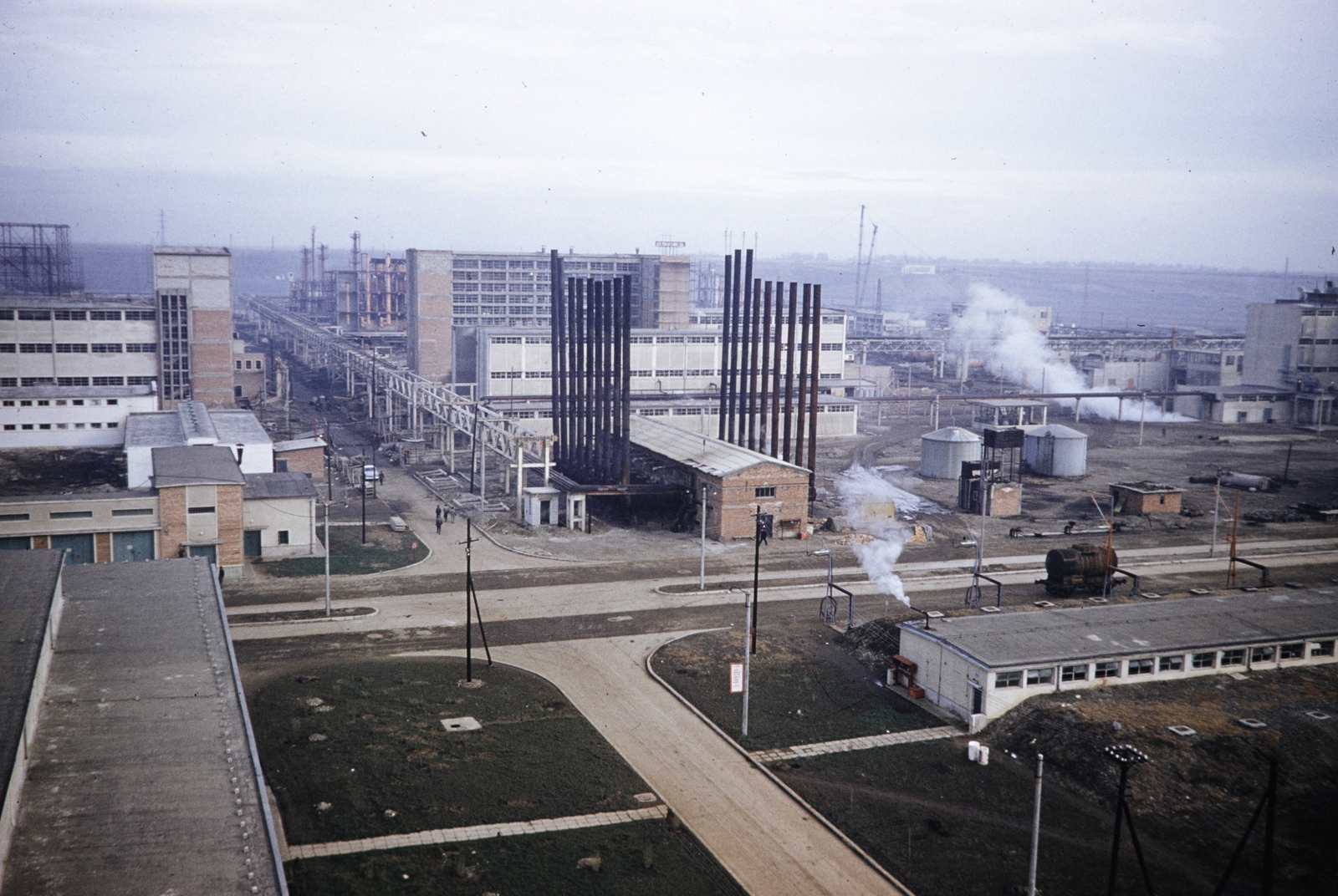 Romania, műselyemgyár., 1970, UWM Libraries, bird's eye view, chimney, colorful, factory, Fortepan #260491