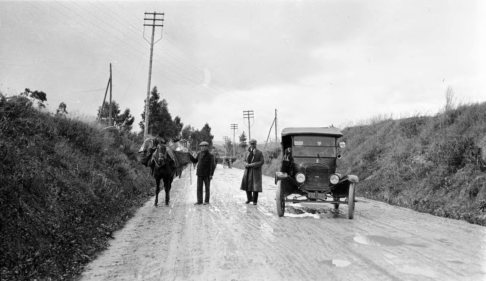 Spanyolország, Cádiz tartomány, San Roque, tejárus., 1924, UWM Libraries, Robert Swanton Platt, automobil, ló, málhás állat, Fortepan #260652