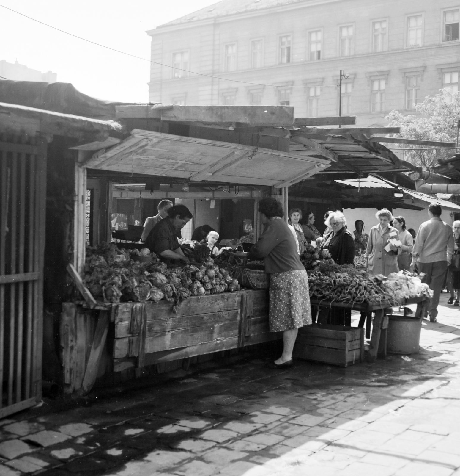 Hungary, Budapest VIII., Teleki László tér, piac., 1966, Faragó György, Budapest, Fortepan #260998
