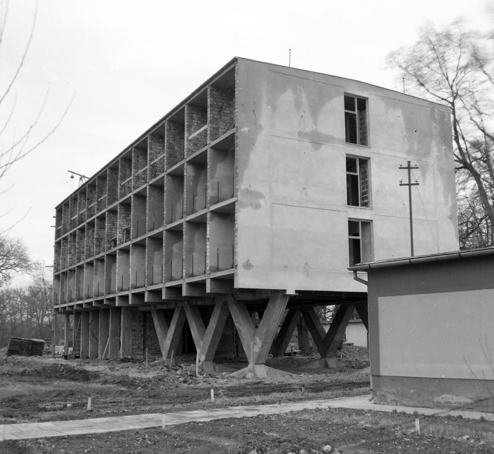 Hungary, Gyula, Part utca 15., a Park Hotel építkezése., 1966, Faragó György, Fortepan #261020