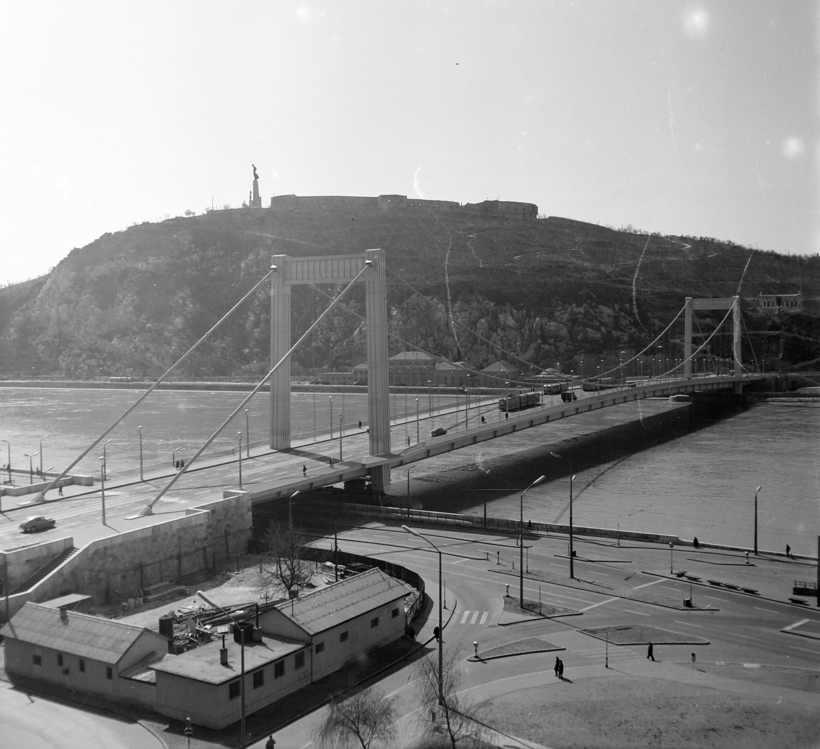 Hungary, Budapest V.,Budapest I., Március 15. tér, kilátás az Erzsébet híd és a Gellért-hegy felé., 1966, Faragó György, Budapest, Fortepan #261021