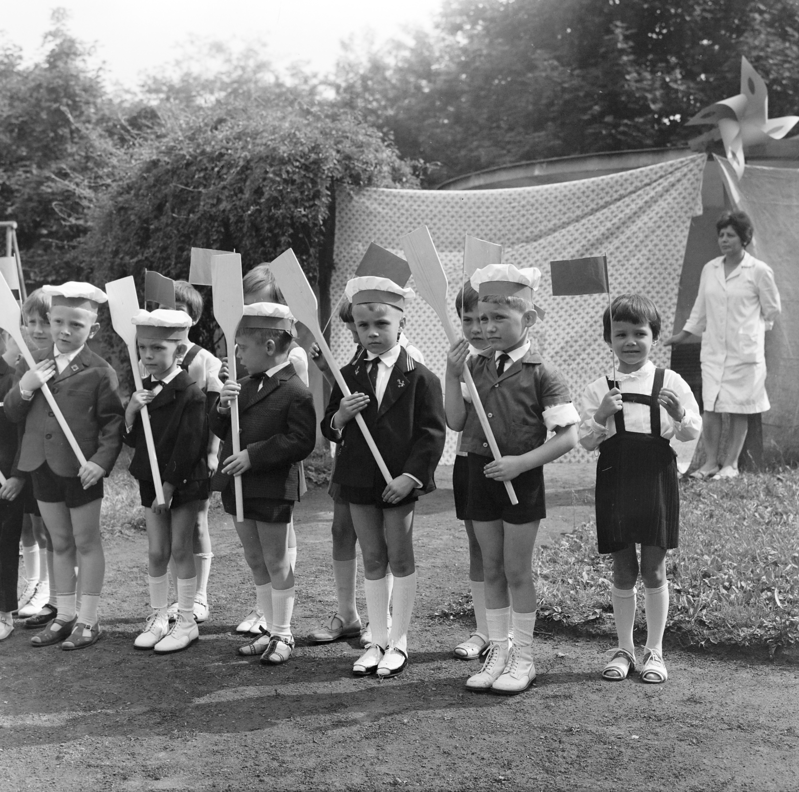 1965, Faragó György, Best of, costume, sailor, paddle, nursery, odd one out, Fortepan #261140