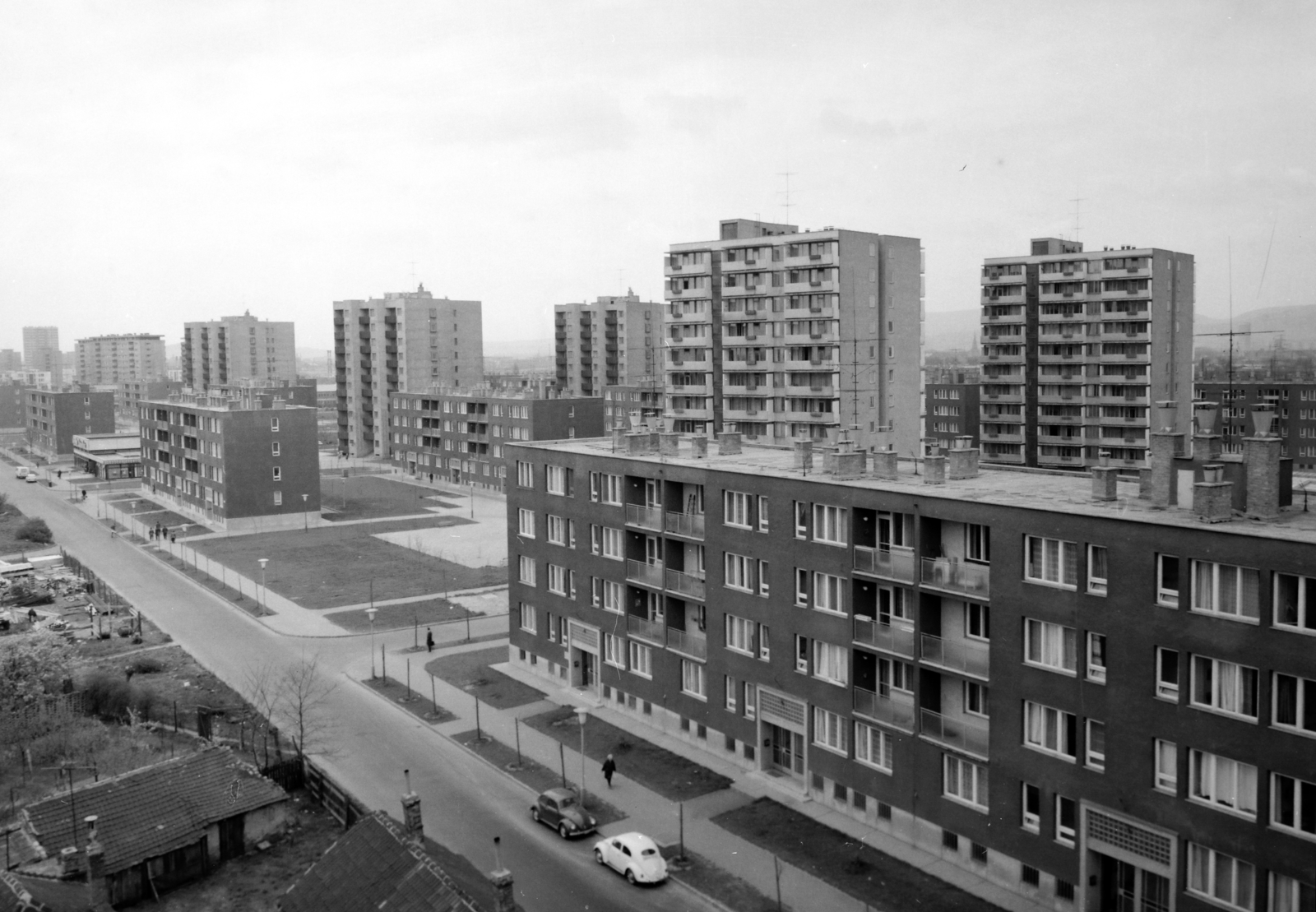 Hungary, Budapest XIV., kilátás a Csáktonya utca 13-as számú házból az Ungvár utca - Kacsóh Pongrác út közötti házak felé., 1973, Faragó György, Budapest, Fortepan #261283