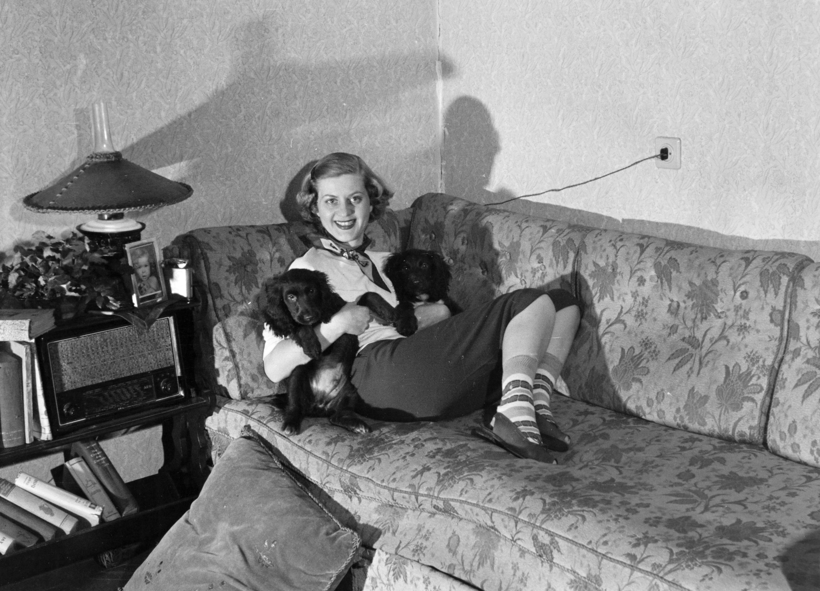 1955, Faragó György, smile, dog, youth, woman, Fortepan #261690