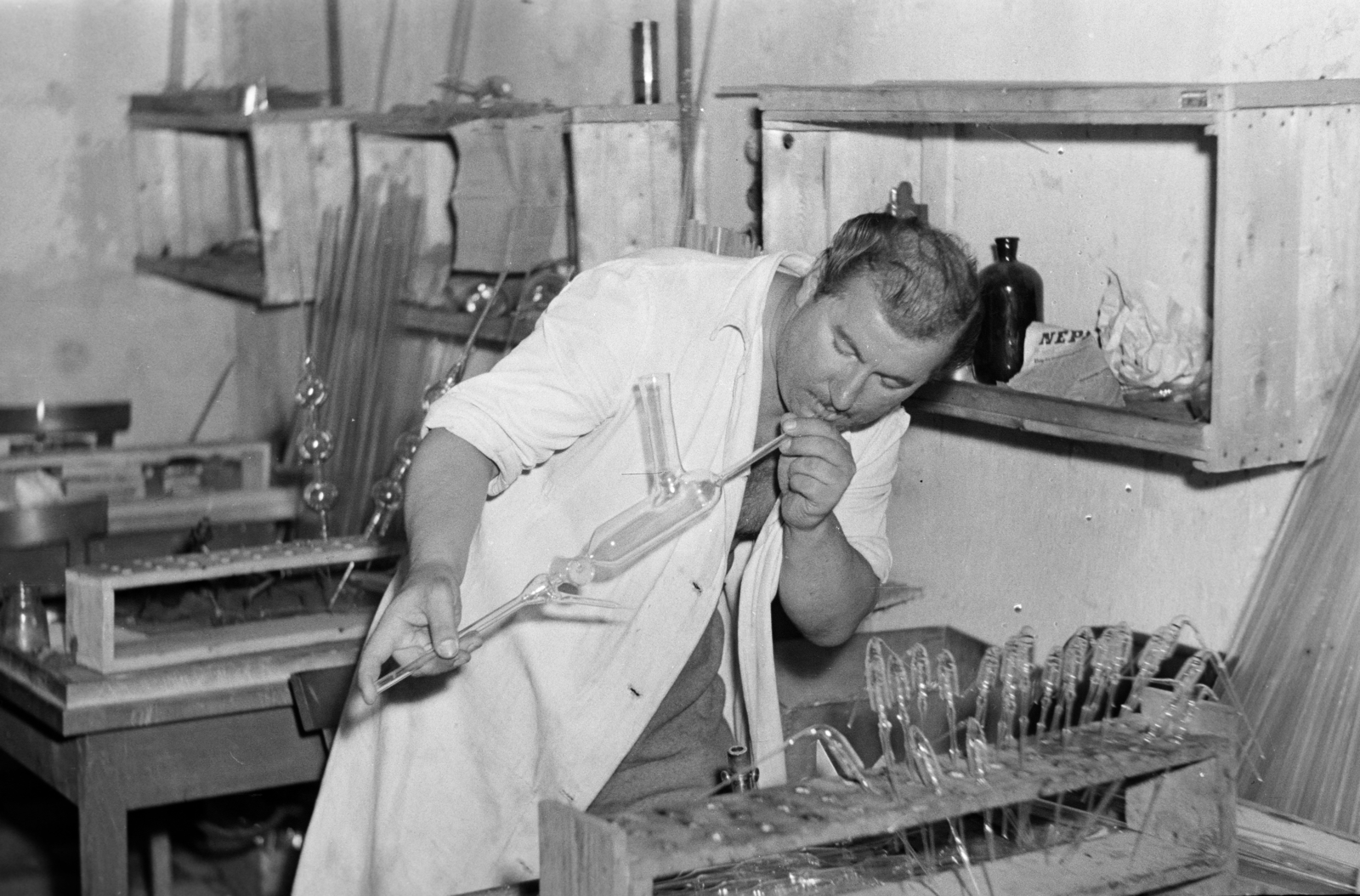 1958, Faragó György, glass technician, Fortepan #261788