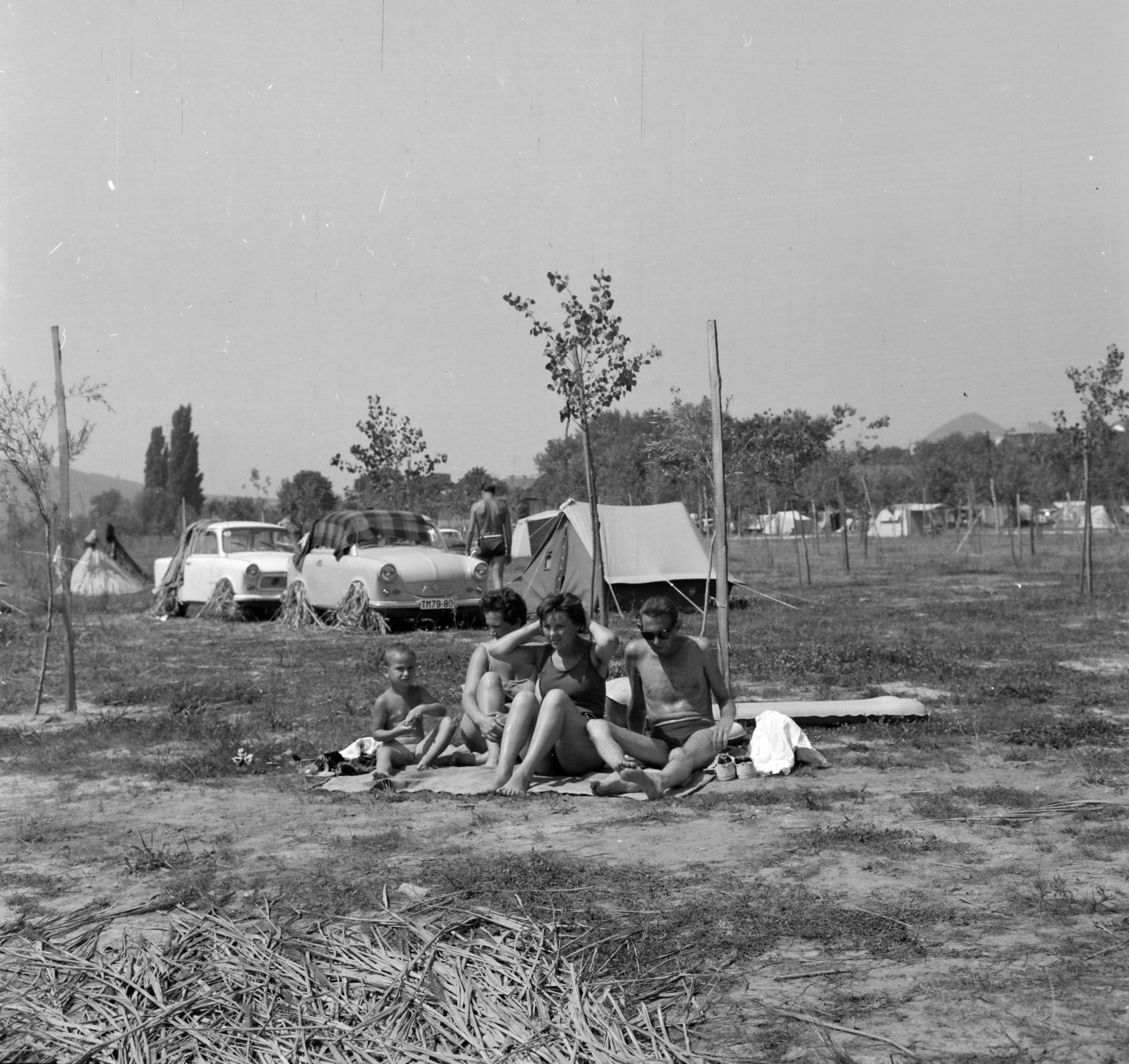 Magyarország,Balaton, Badacsonytomaj, Badacsonyörs, kemping., 1966, Faragó György, Trabant 601, Trabant 600, Fortepan #262031