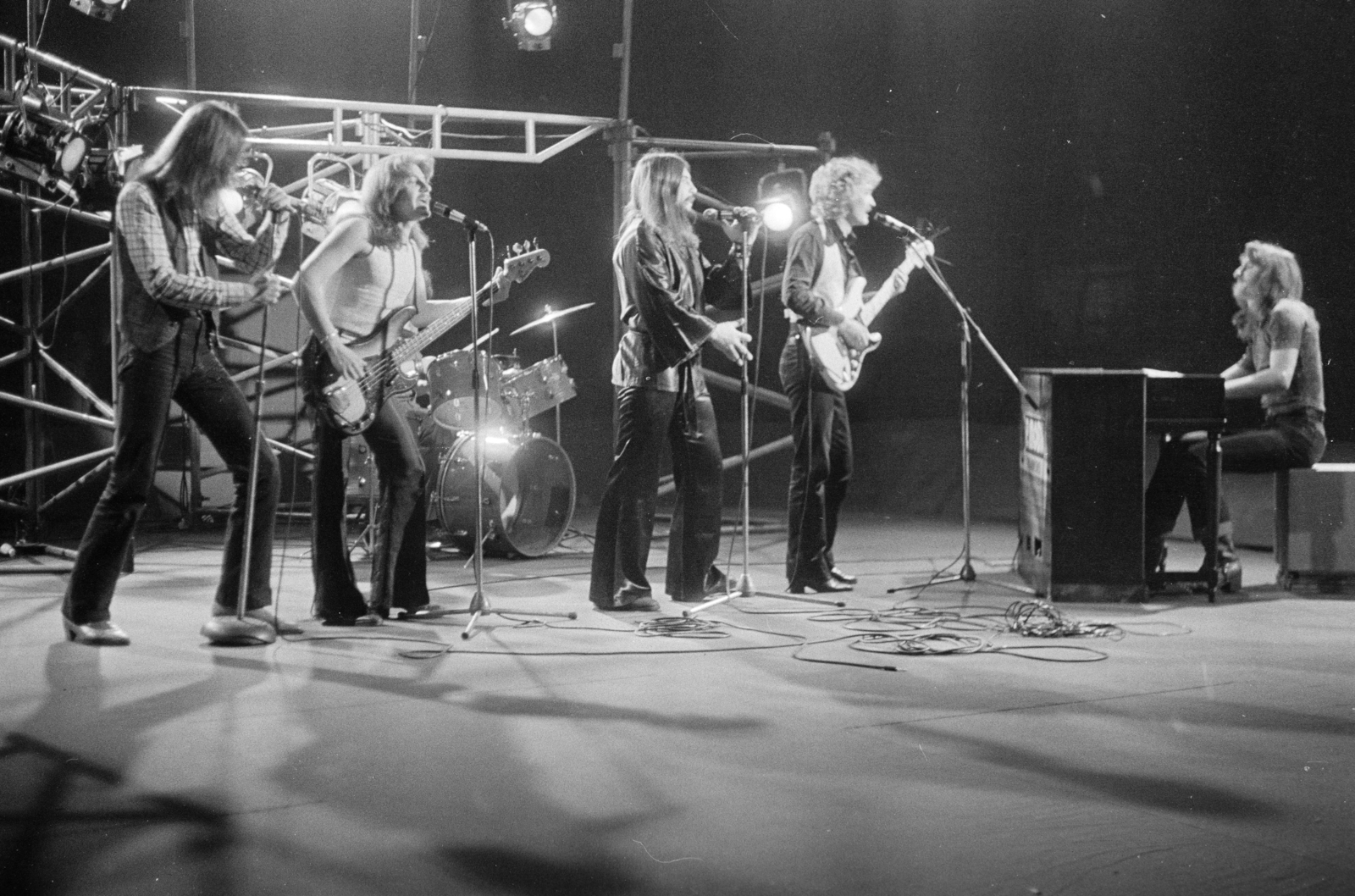 Hungary, a P. Mobil együttes tagjai, Schuster Lóránt, Kékesi László, Mareczky István, Vikidál Gyula, Bencsik Sándor, Cserháti István., 1977, Gyulai Gaál Krisztián, Fortepan #262854