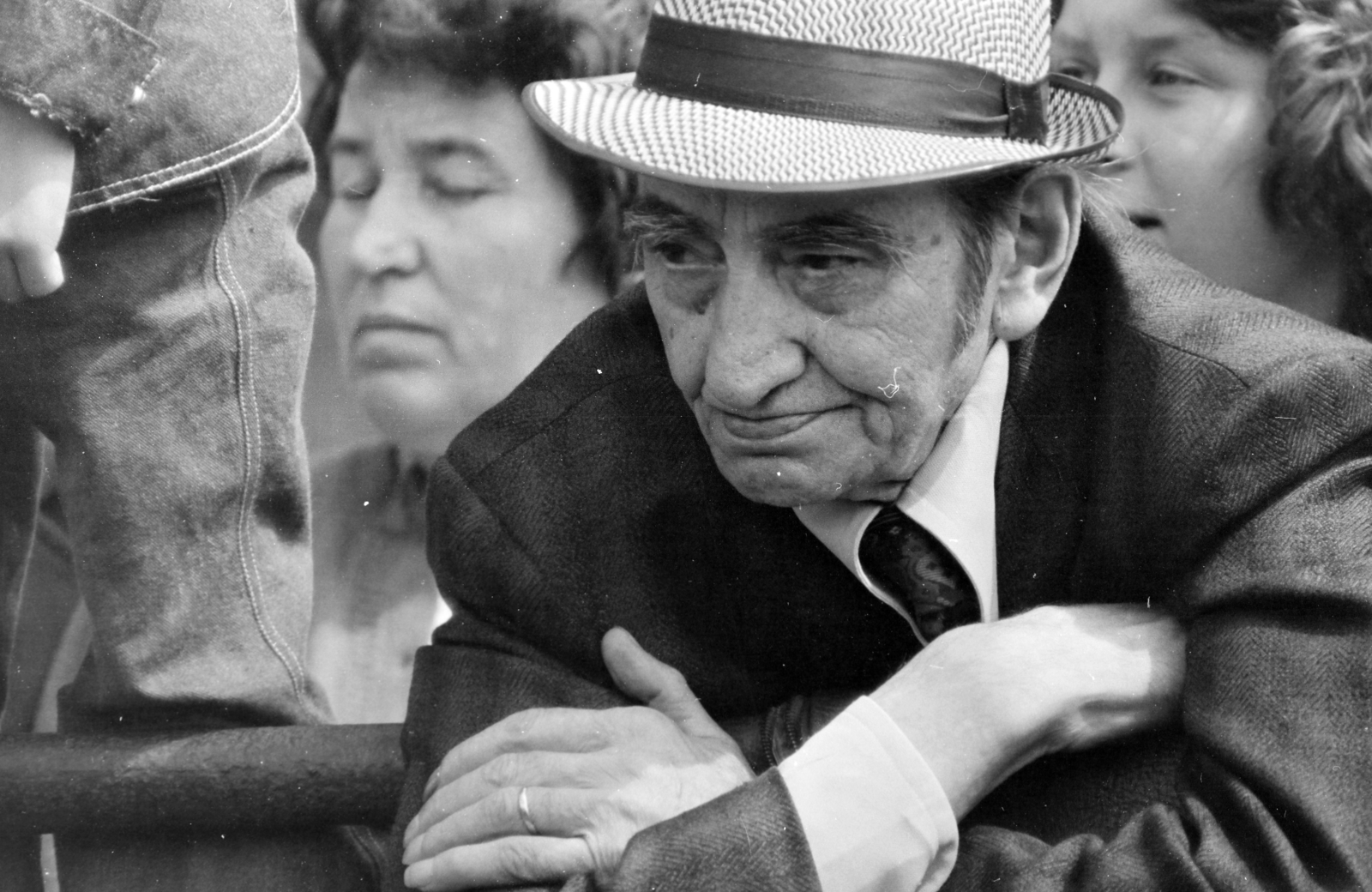 1976, Gyulai Gaál Krisztián, eyebrow, hat, old person, Fortepan #262887