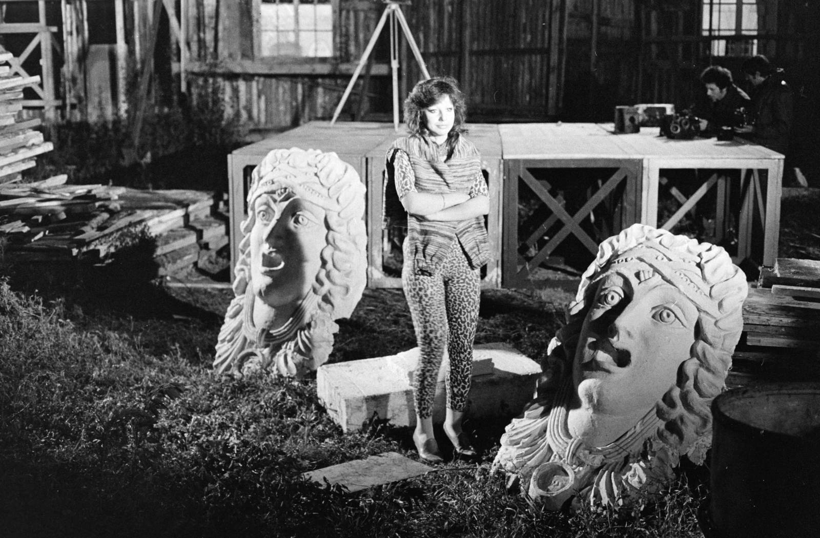 Hungary, Szűcs Judit énekesnő., 1976, Gyulai Gaál Krisztián, camera, photography, sculpture, arms crossed over the chest, Fortepan #262898