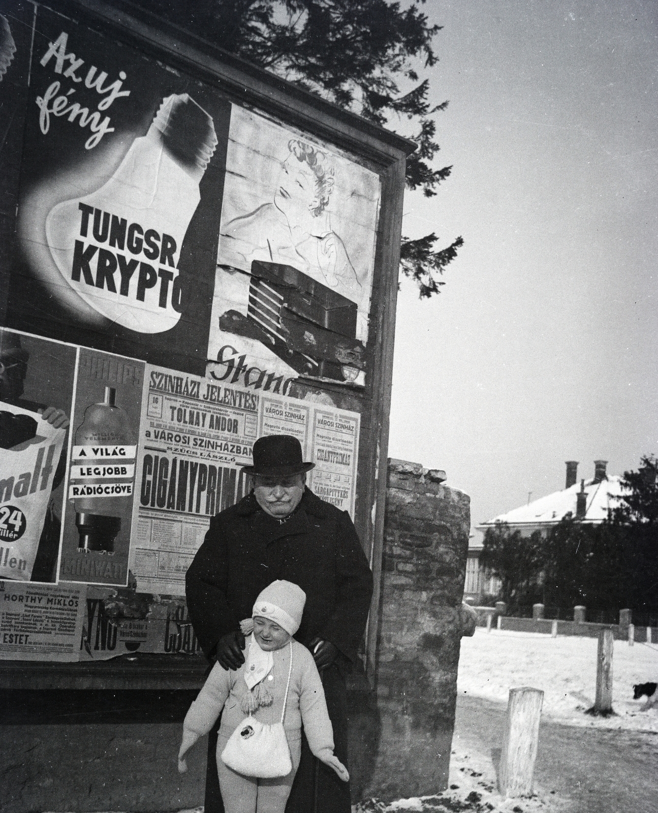 Hungary, Sopron, Frankenburg út - Jókai utca sarok., 1938, Vincent Till Baumgartner, Best of, grandparent, poster, Tungsram-brand, Fortepan #262953