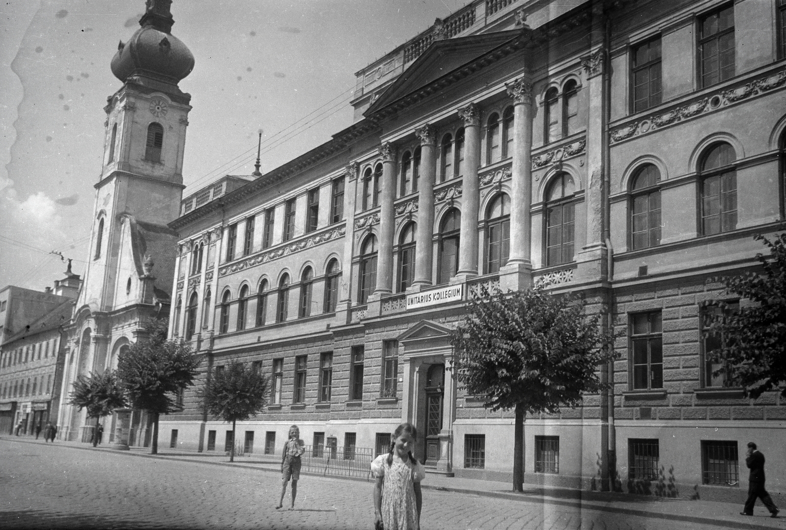 Románia,Erdély, Kolozsvár, Magyar utca (Bulevardul 21. Decembrie 1989). Unitárius templom és kollégium., 1932, Vincent Till Baumgartner, középület, Fortepan #262955